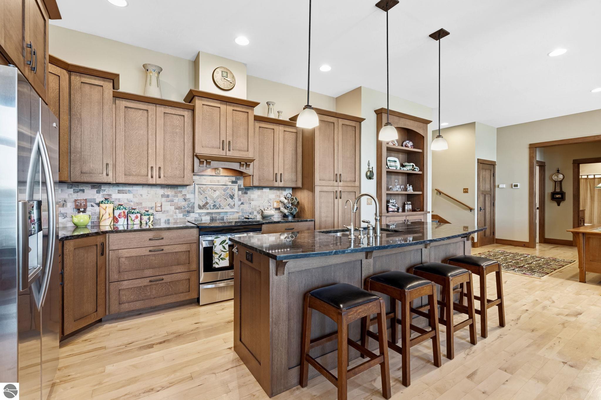 2704 Crescent Shores Drive