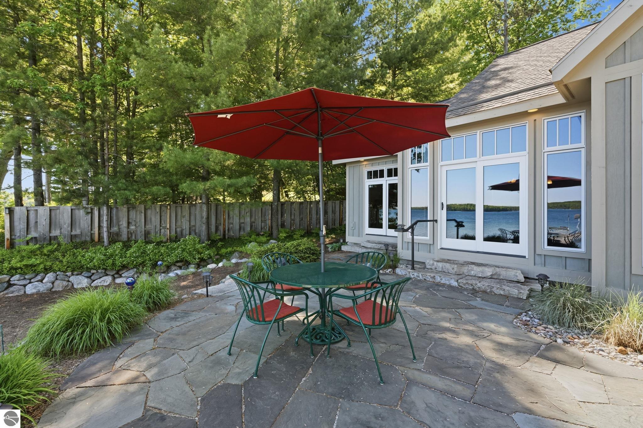 2704 Crescent Shores Drive
