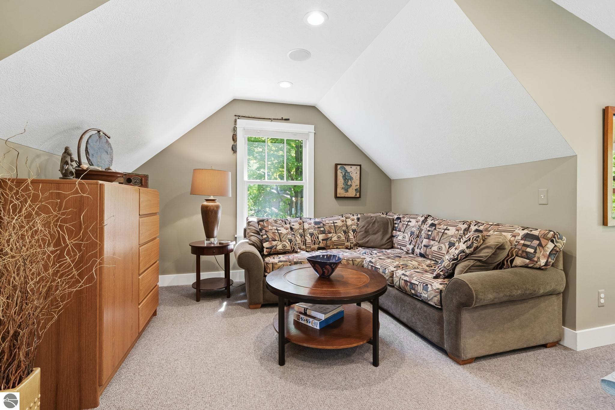 2704 Crescent Shores Drive