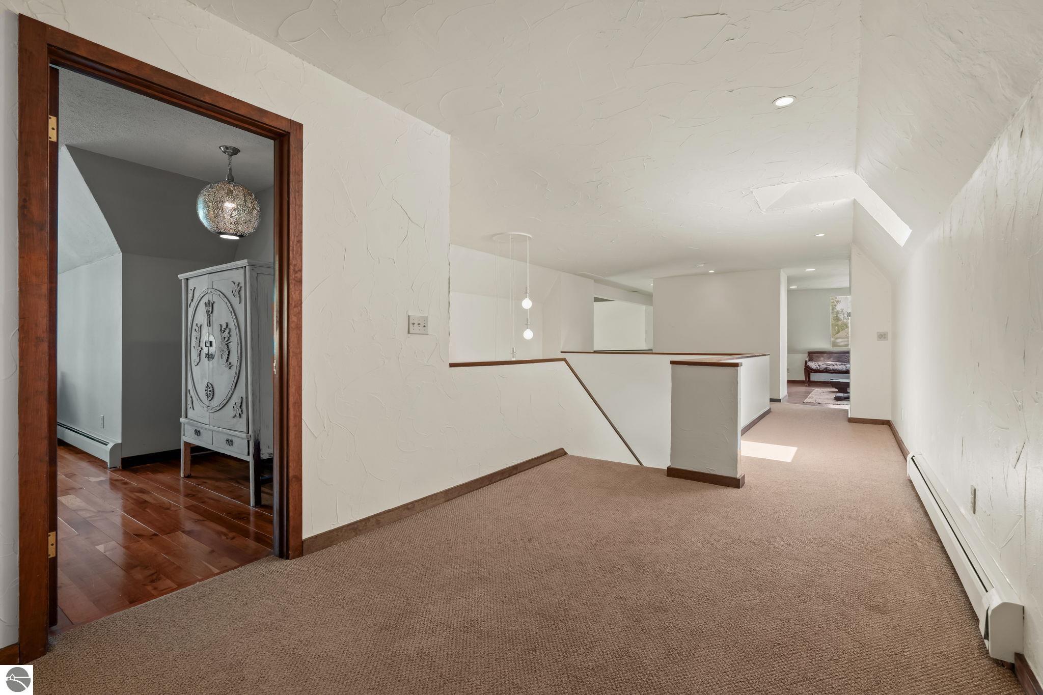 1425 Bay View Heights