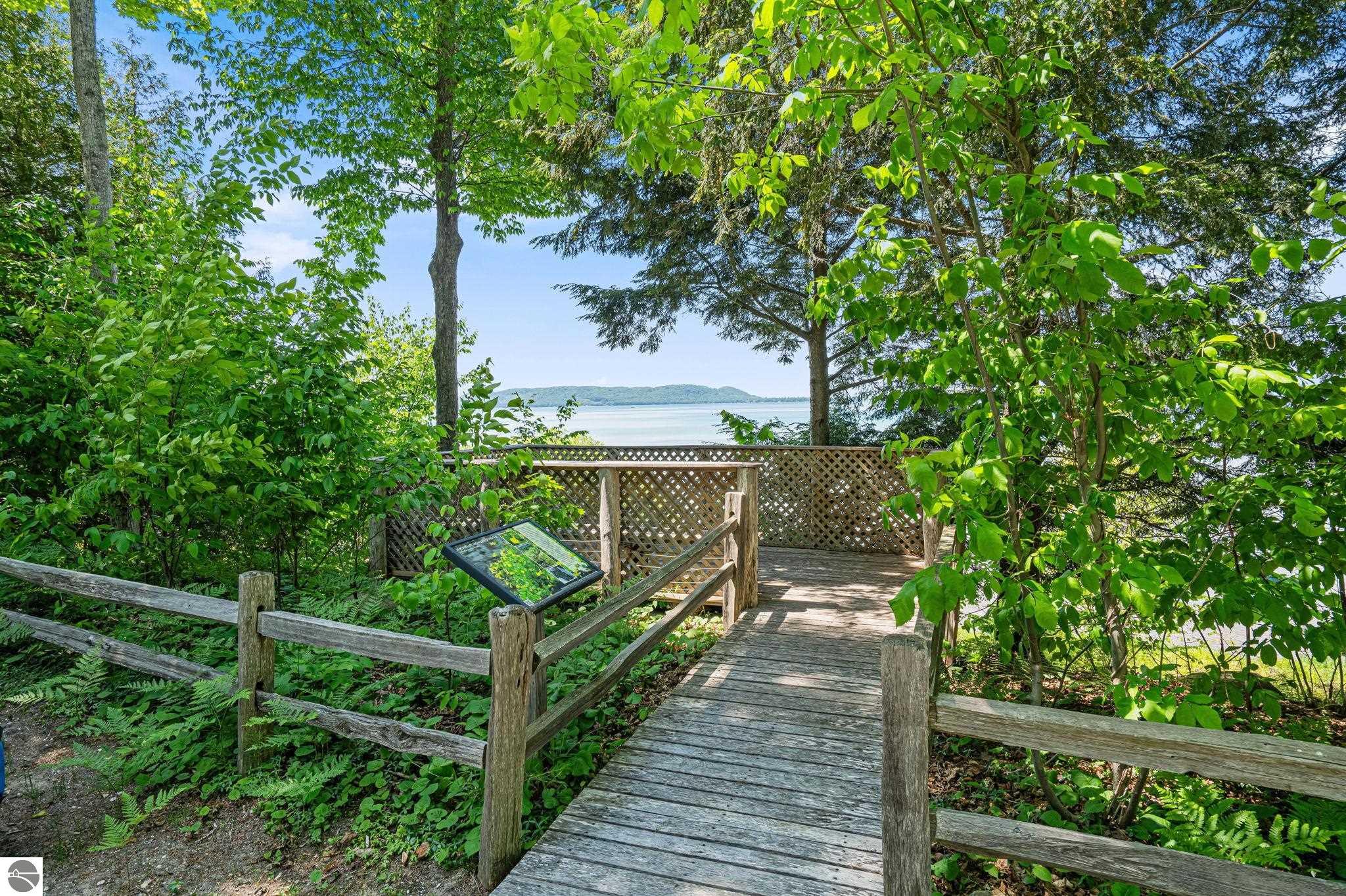 8867 S Dunns Farm Road