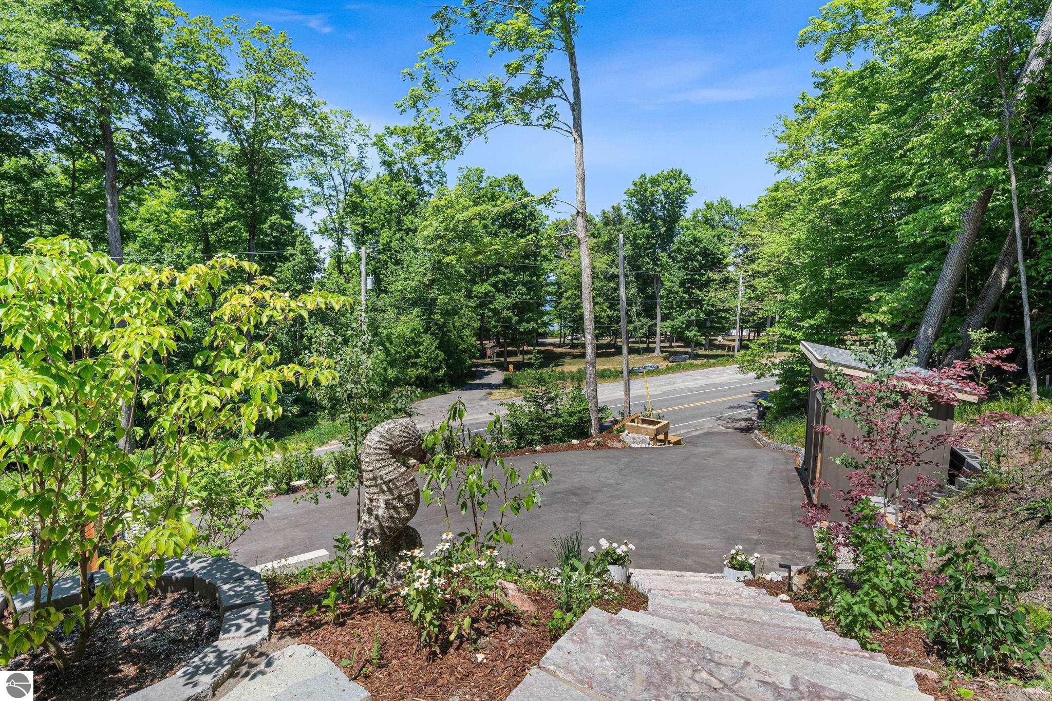 8867 S Dunns Farm Road
