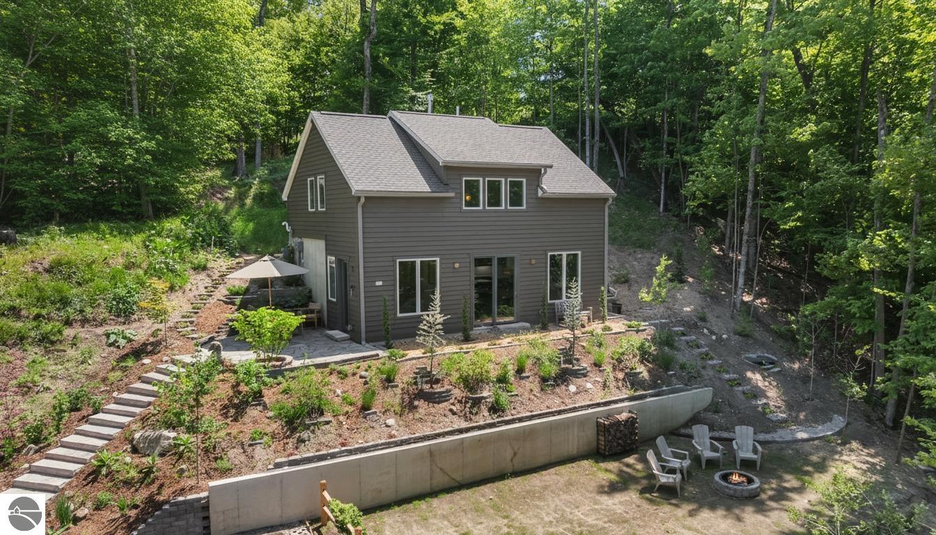 8867 S Dunns Farm Road