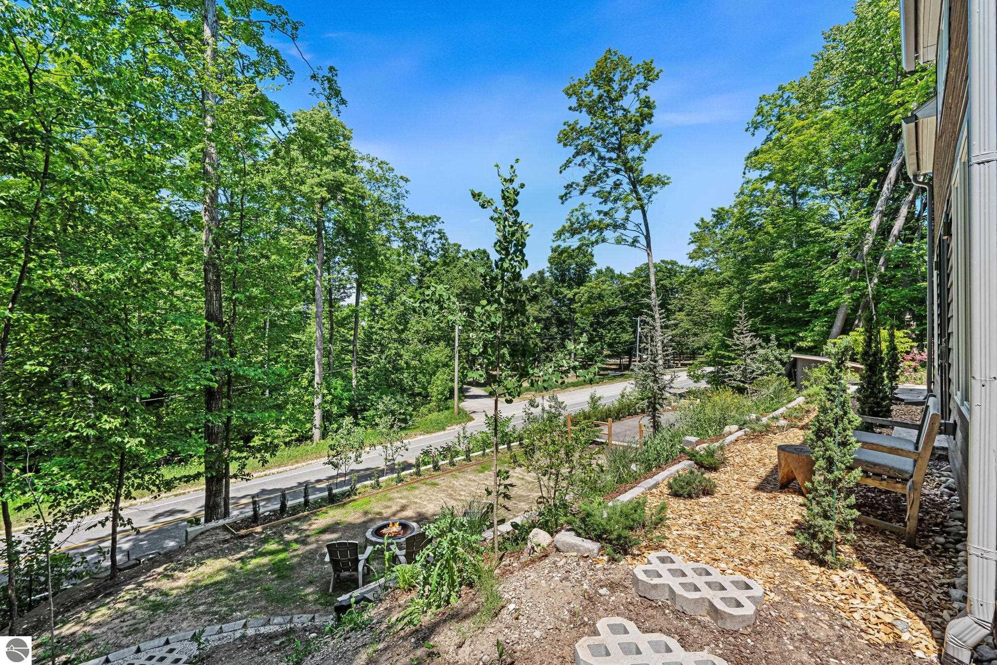 8867 S Dunns Farm Road