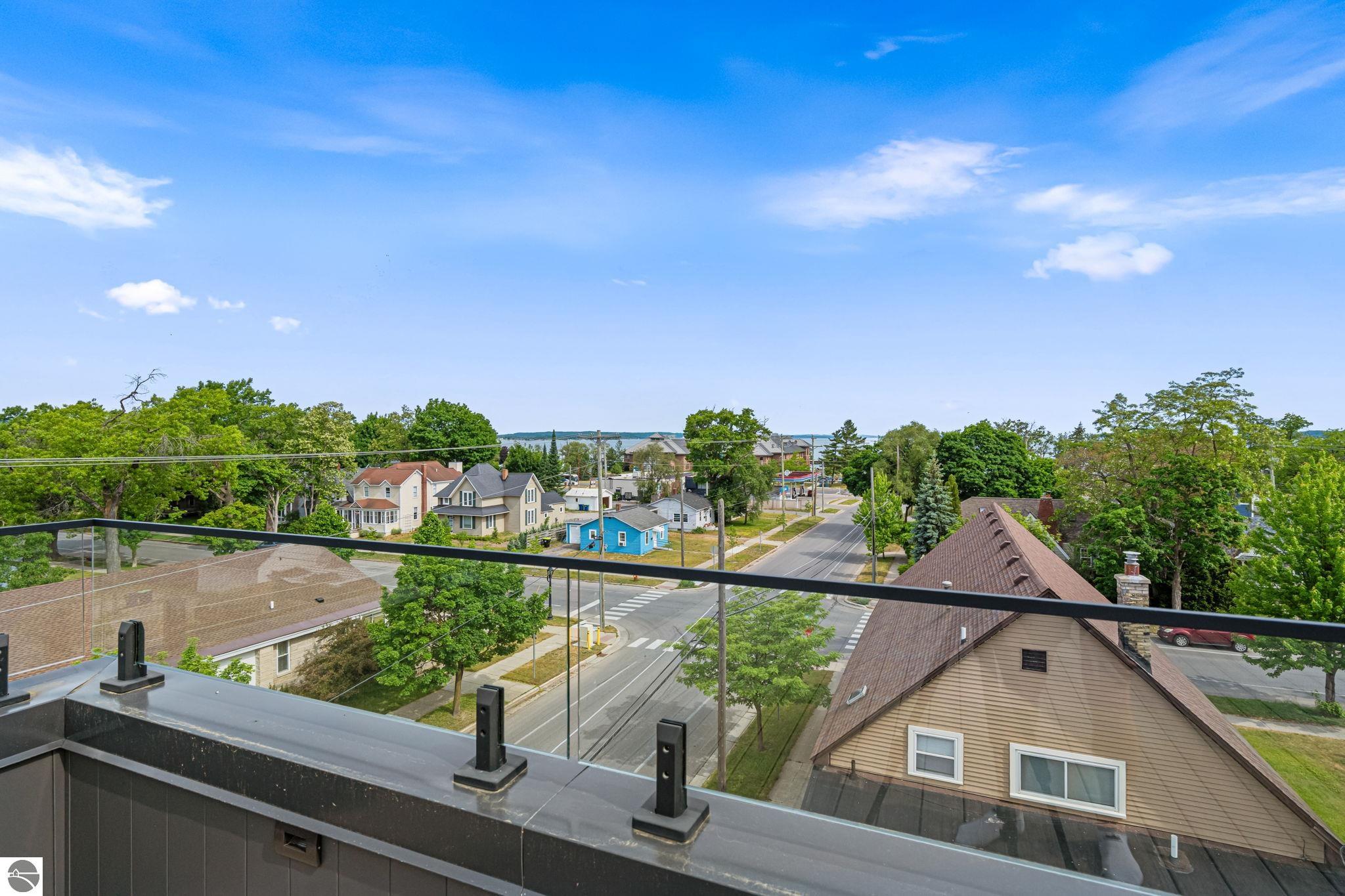 215 Barlow Street