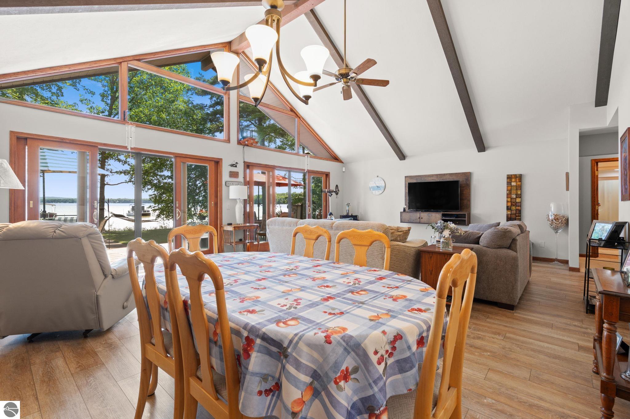 8585 Strawberry Point Road