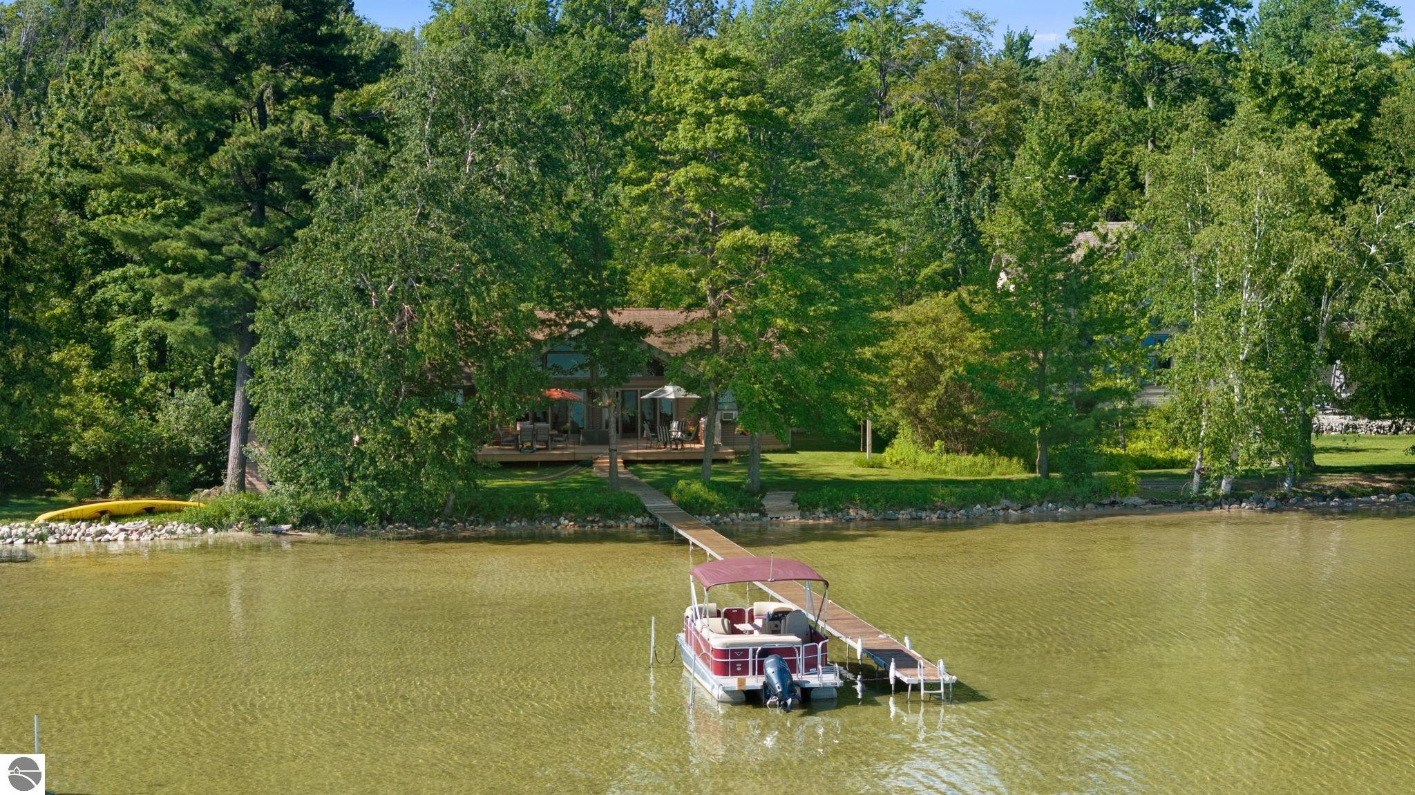 8585 Strawberry Point Road