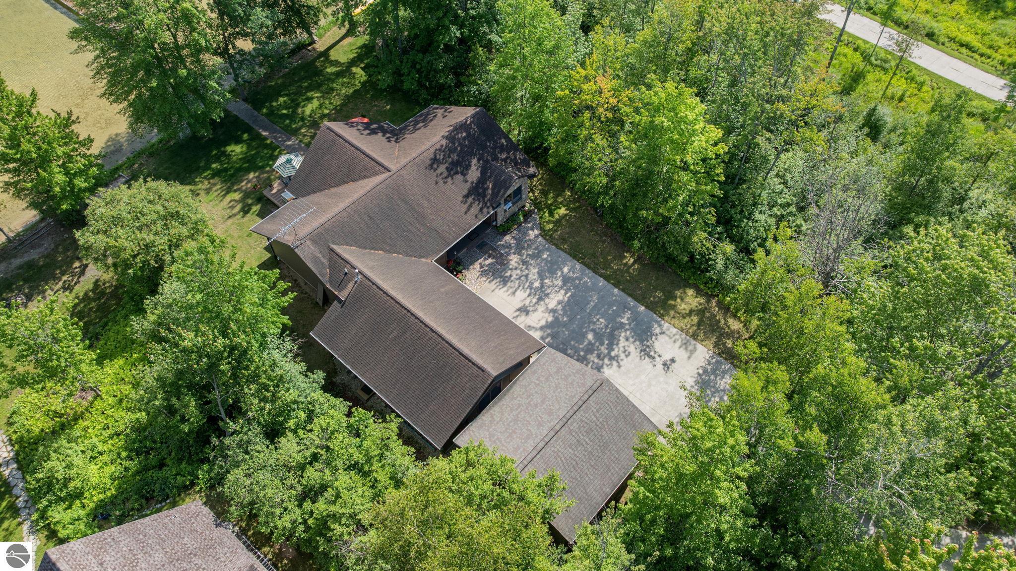 8585 Strawberry Point Road