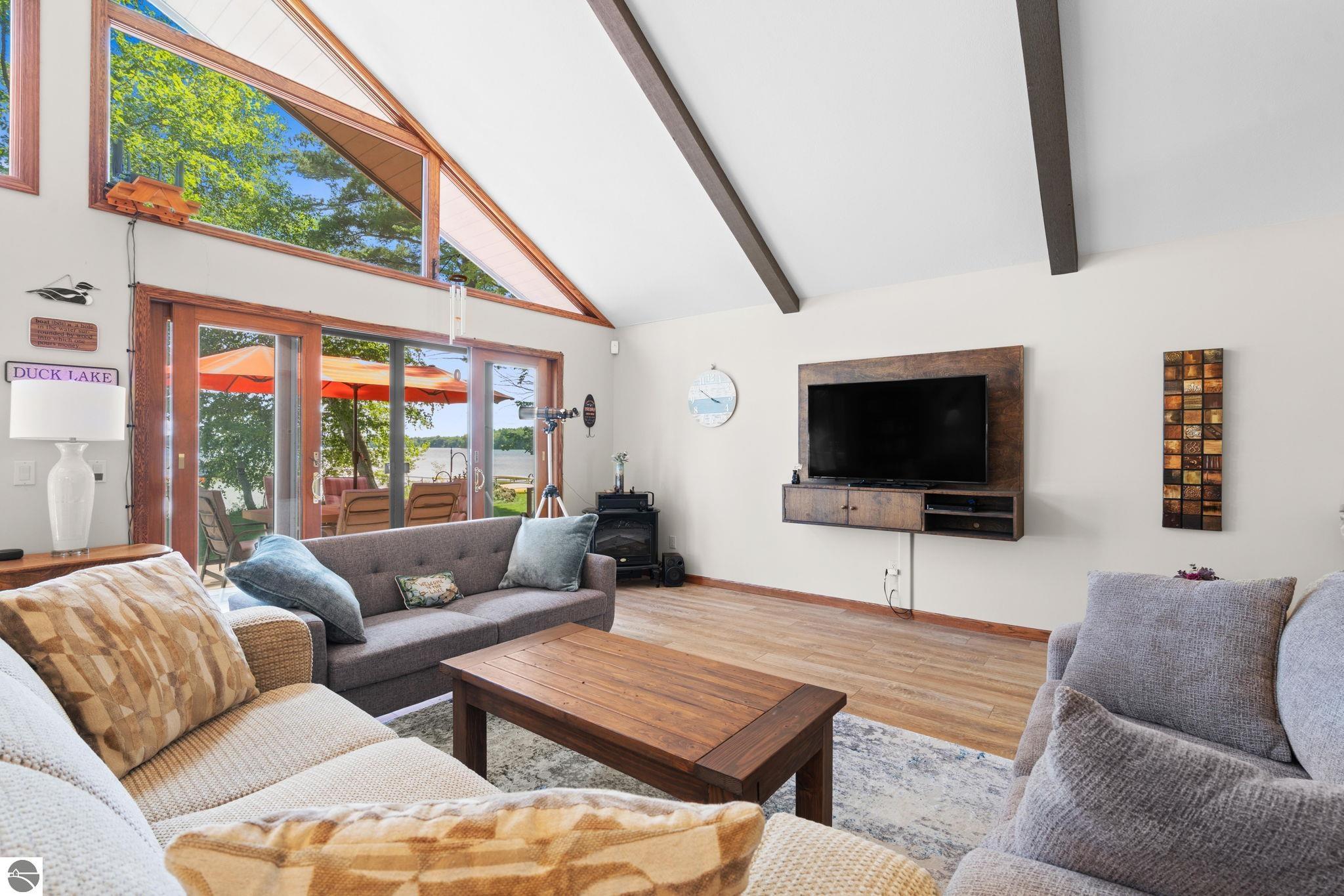 8585 Strawberry Point Road