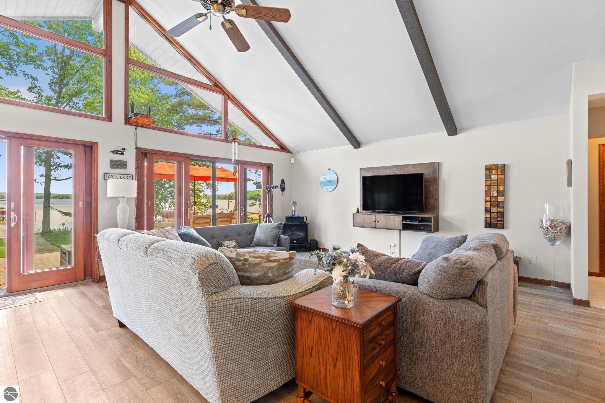 8585 Strawberry Point Road