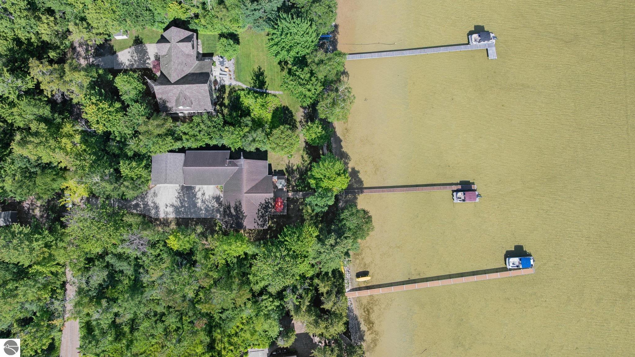 8585 Strawberry Point Road