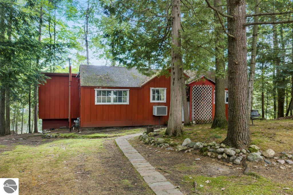 4323 Balsam Circle