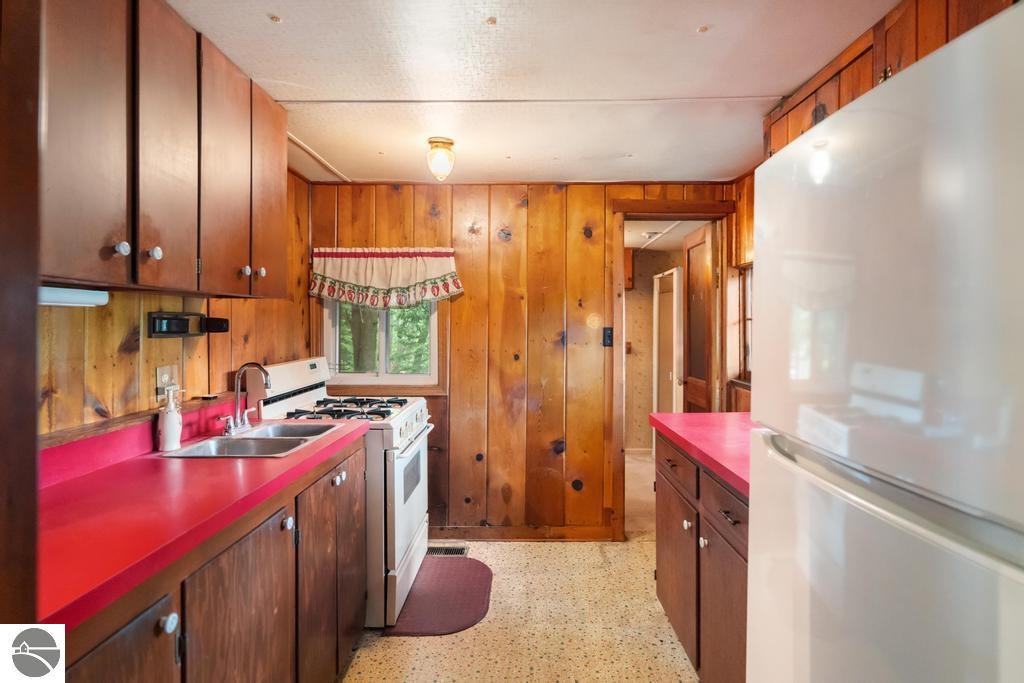 4323 Balsam Circle