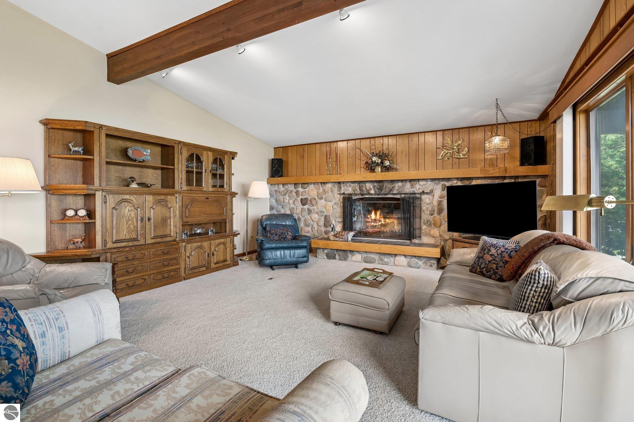 6246 White Birch Lane