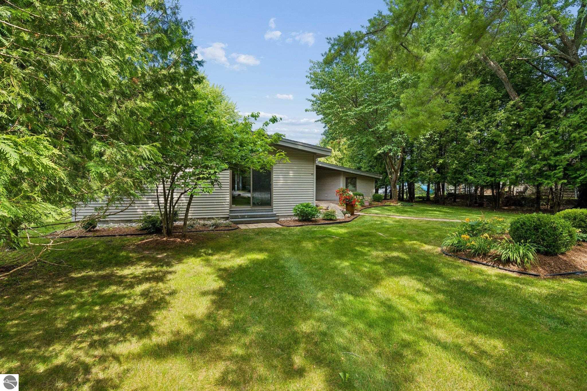 6246 White Birch Lane