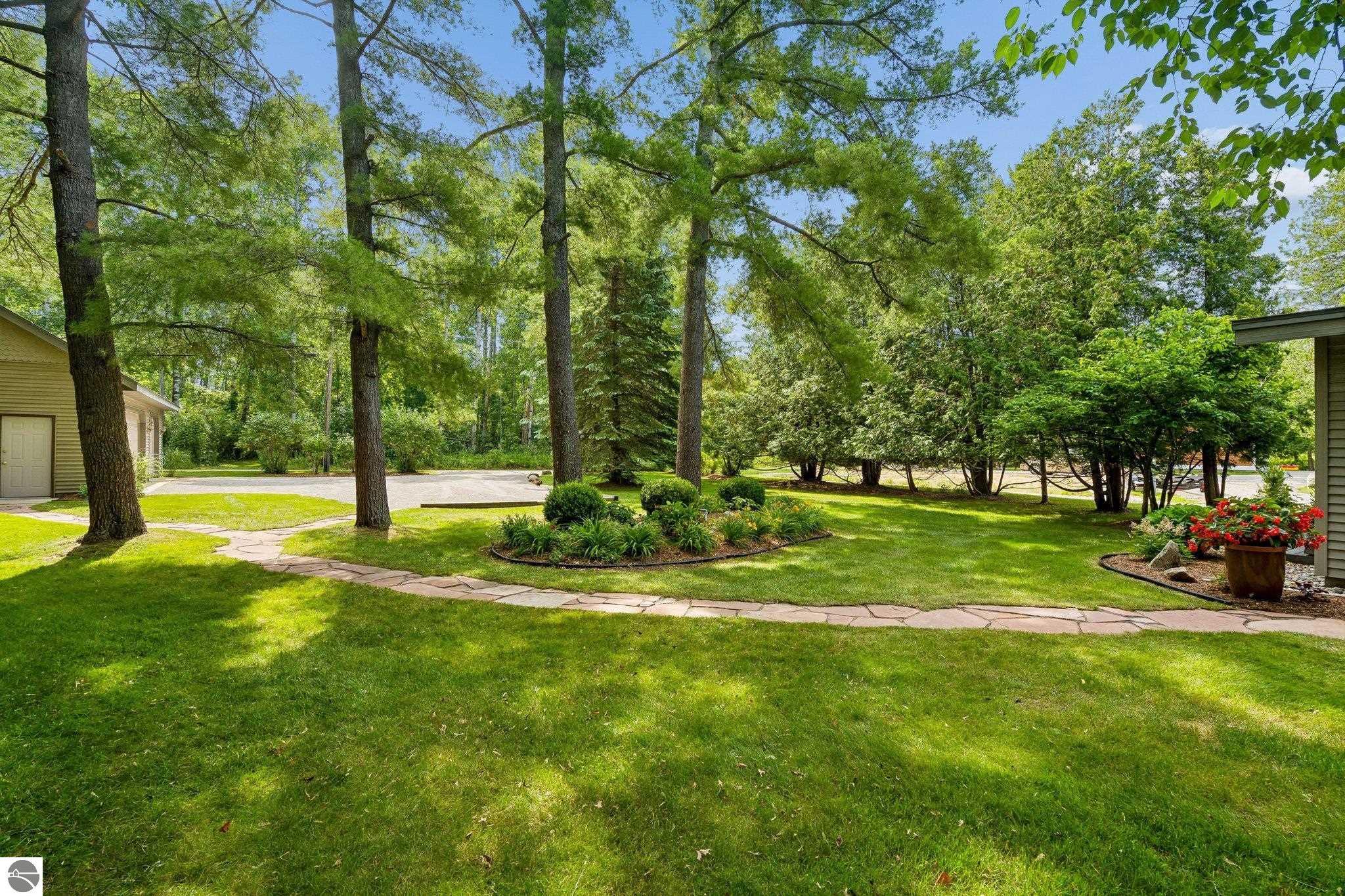 6246 White Birch Lane