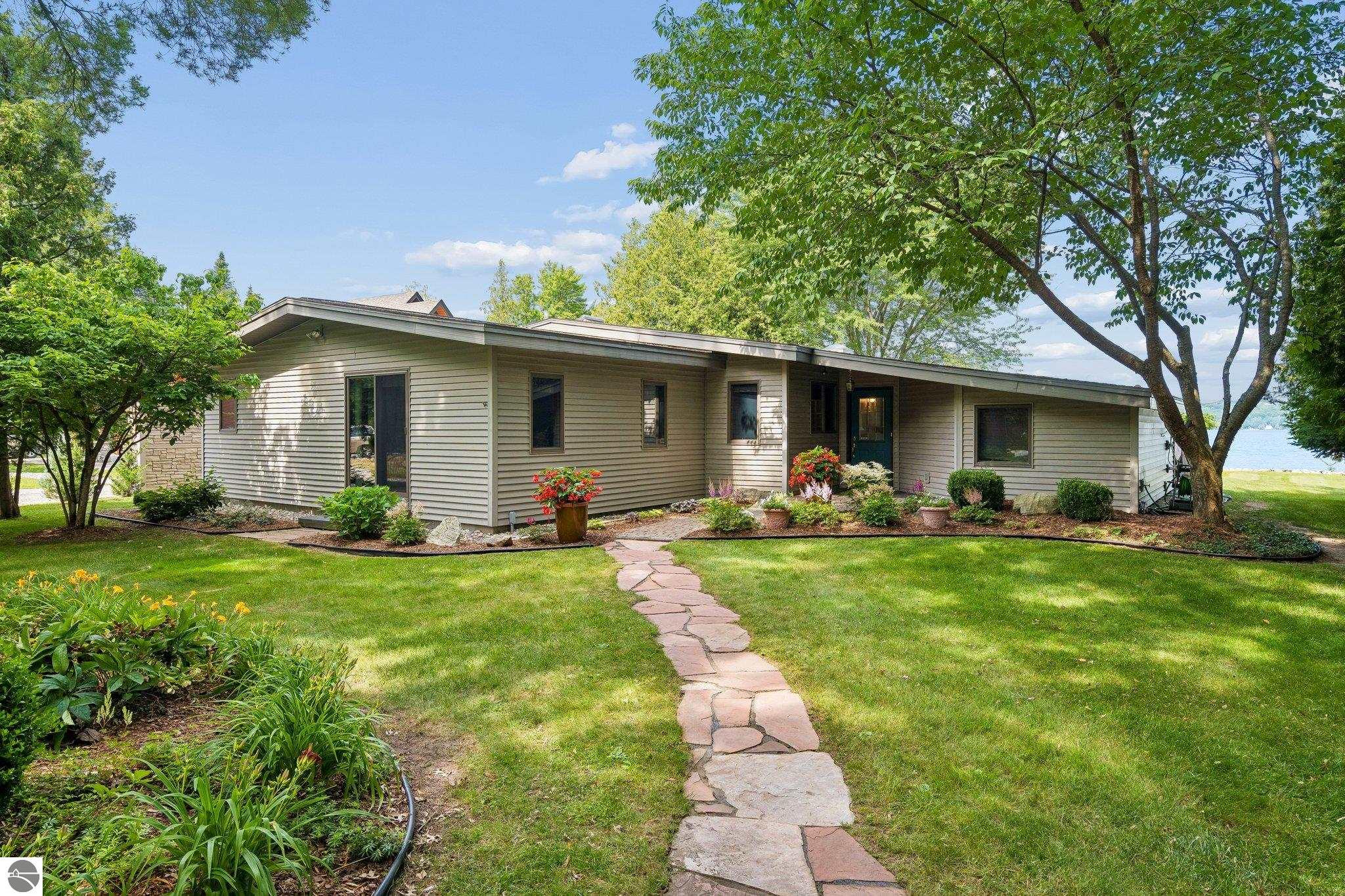6246 White Birch Lane