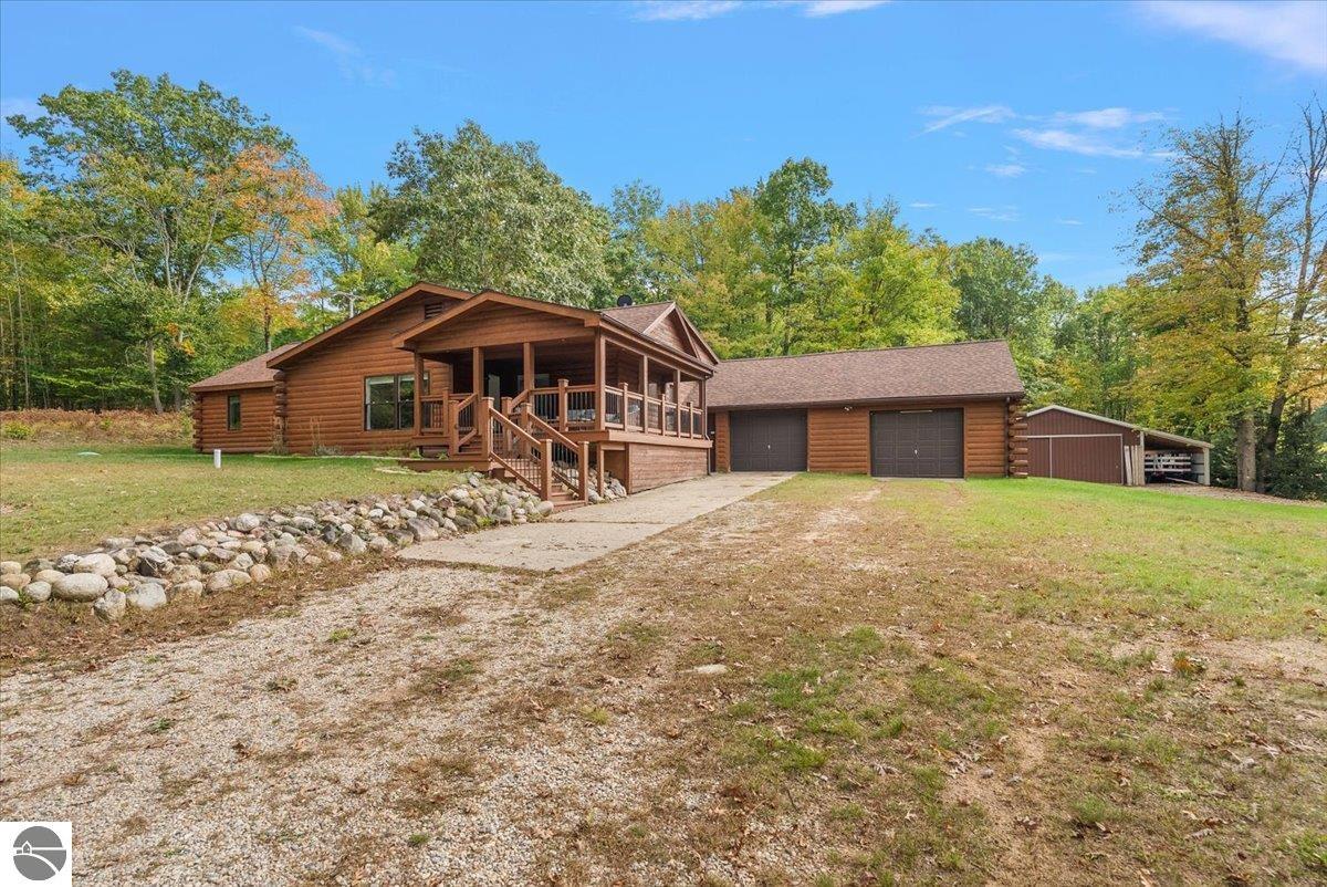 3943 N Skookum Road