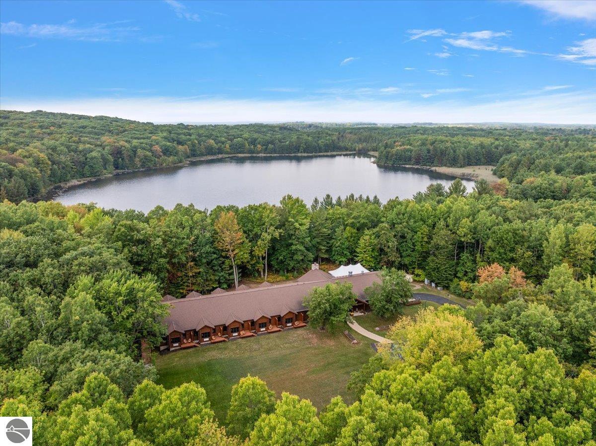 3943 N Skookum Road