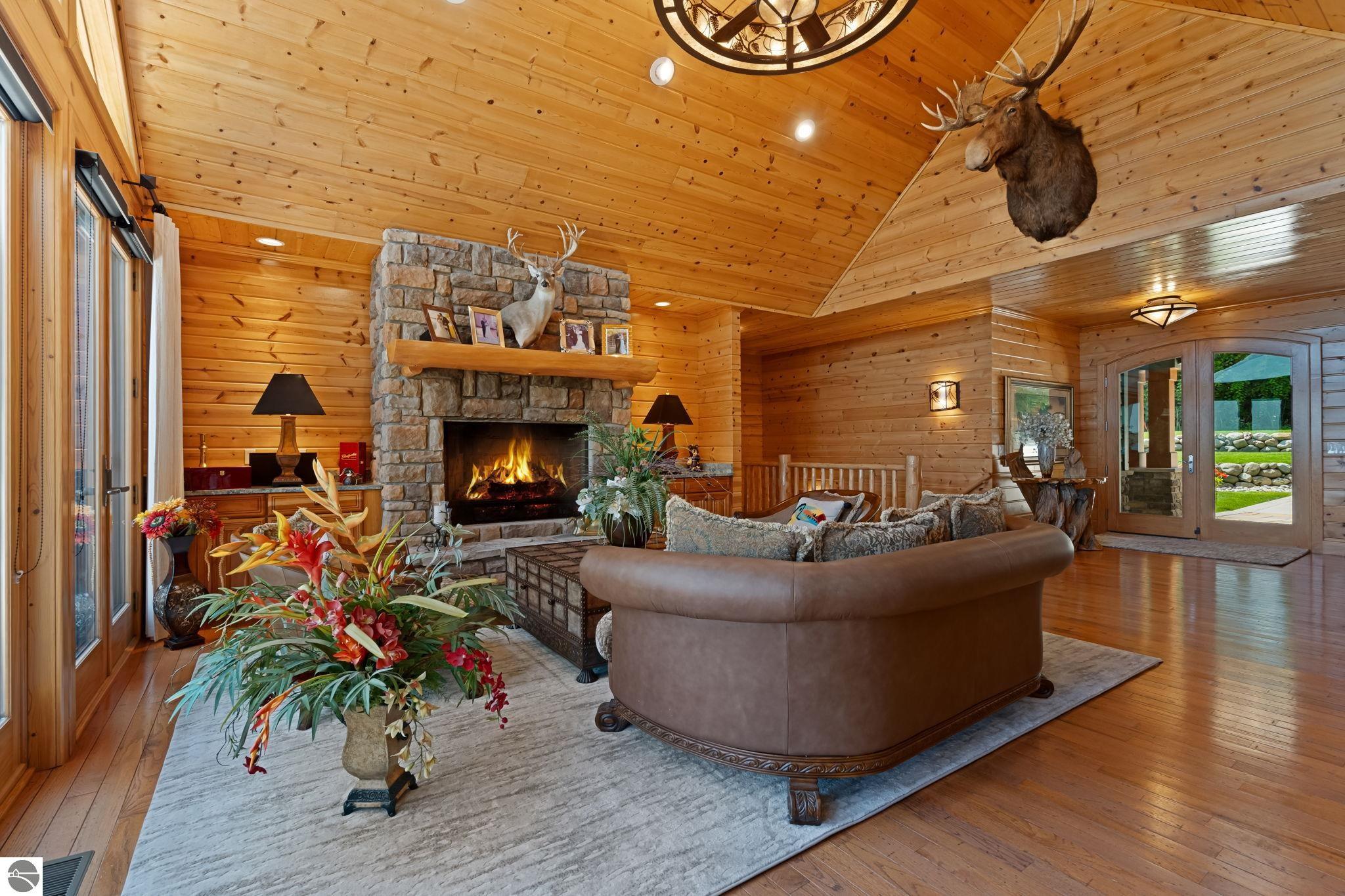 4557 N West Torch Lake Drive