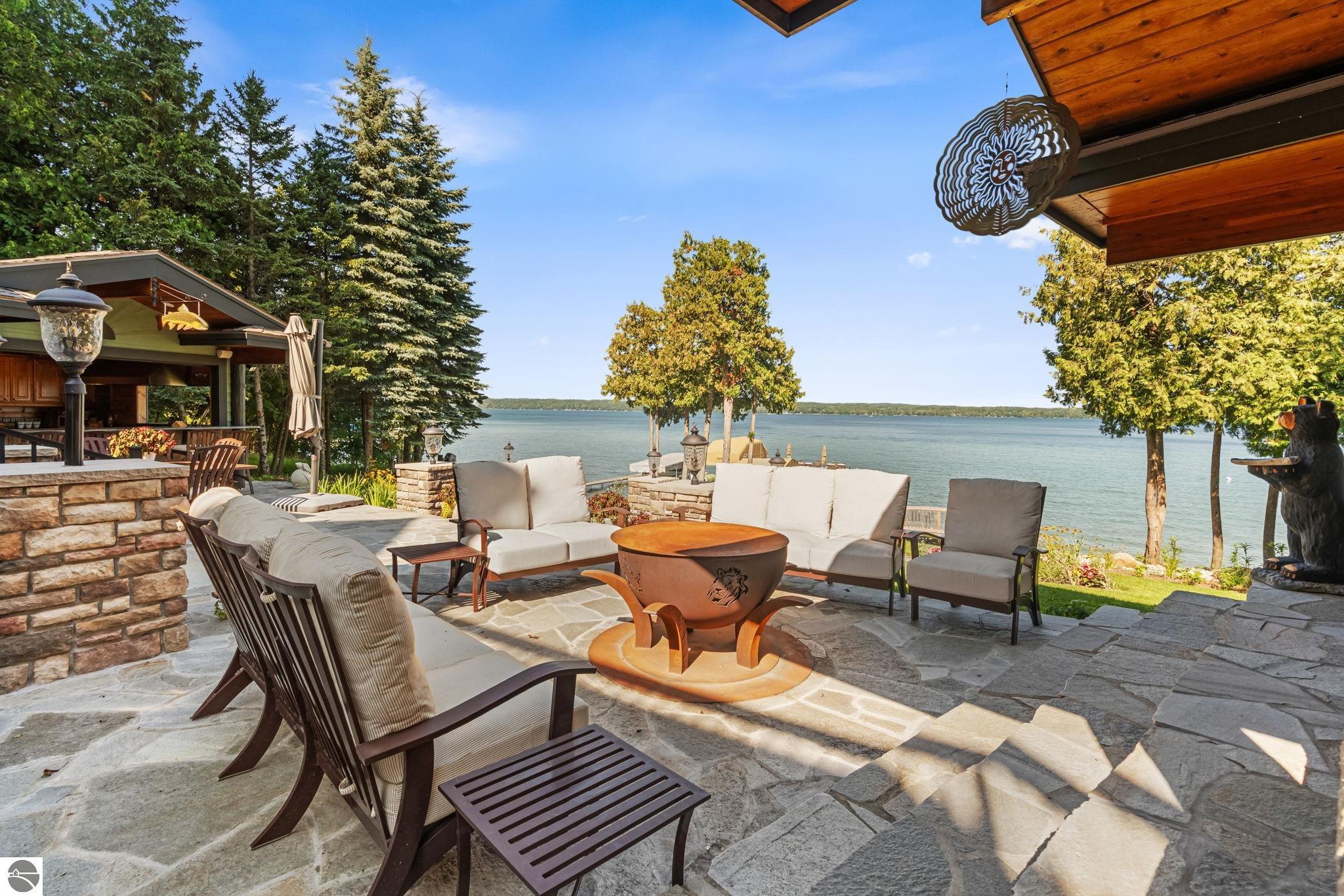 4557 N West Torch Lake Drive
