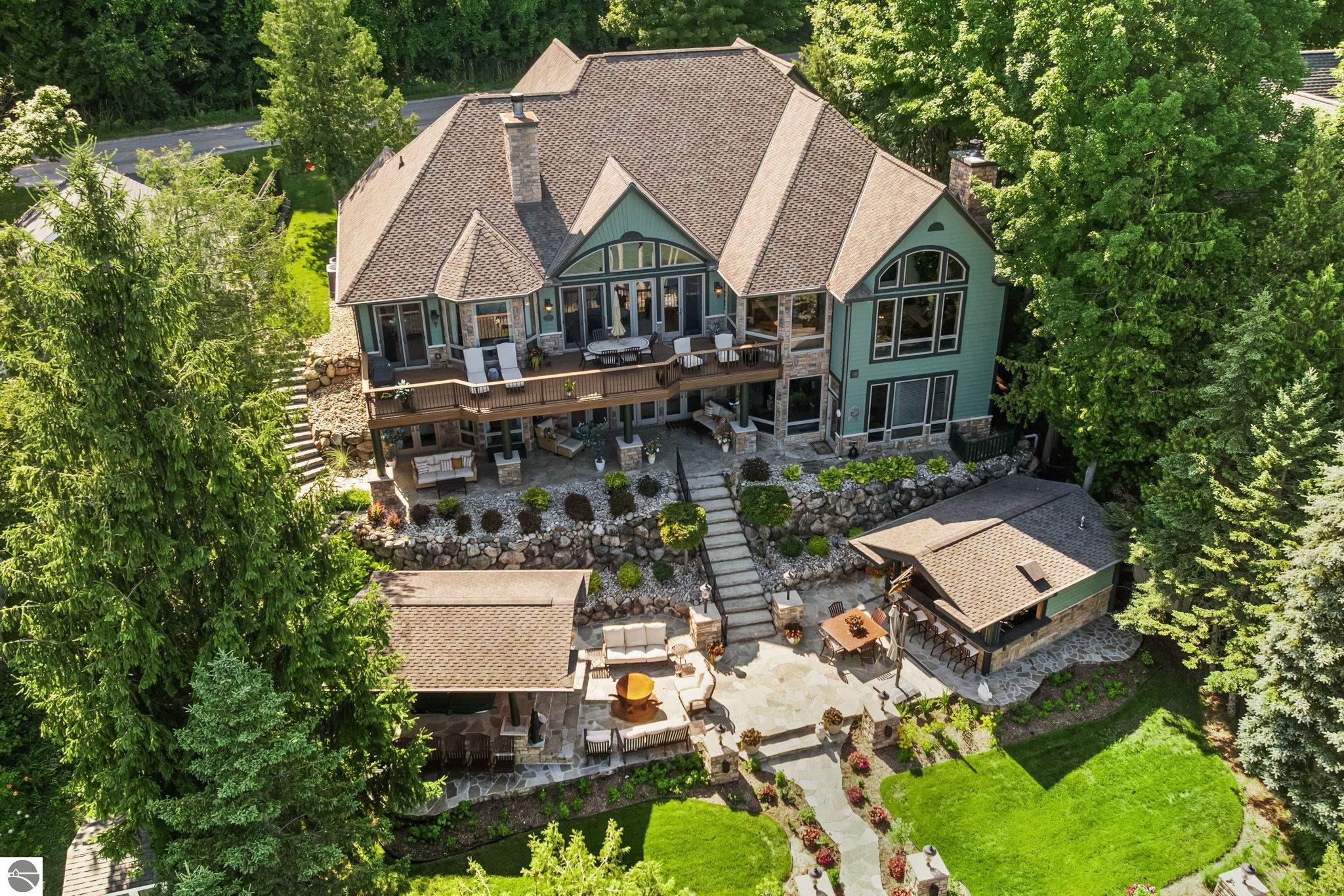 4557 N West Torch Lake Drive