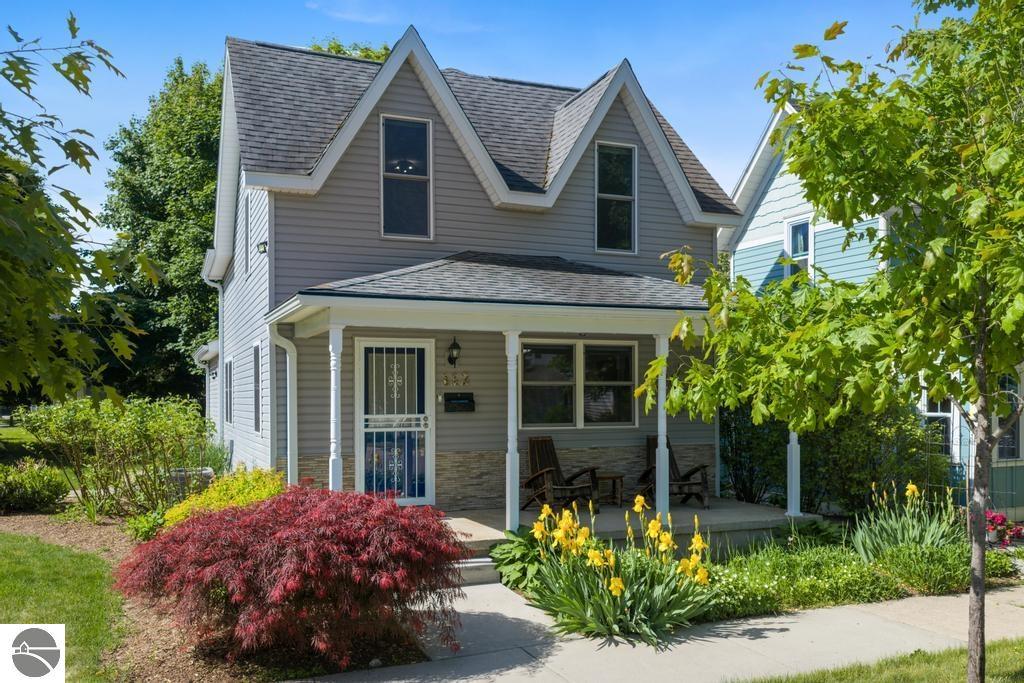 112 W Lincoln Street