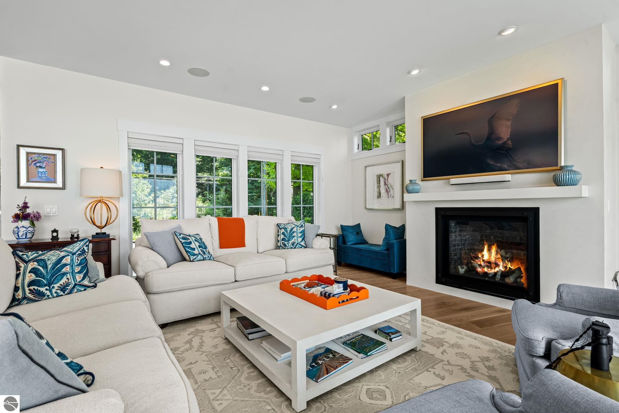 9669 Peninsula Drive