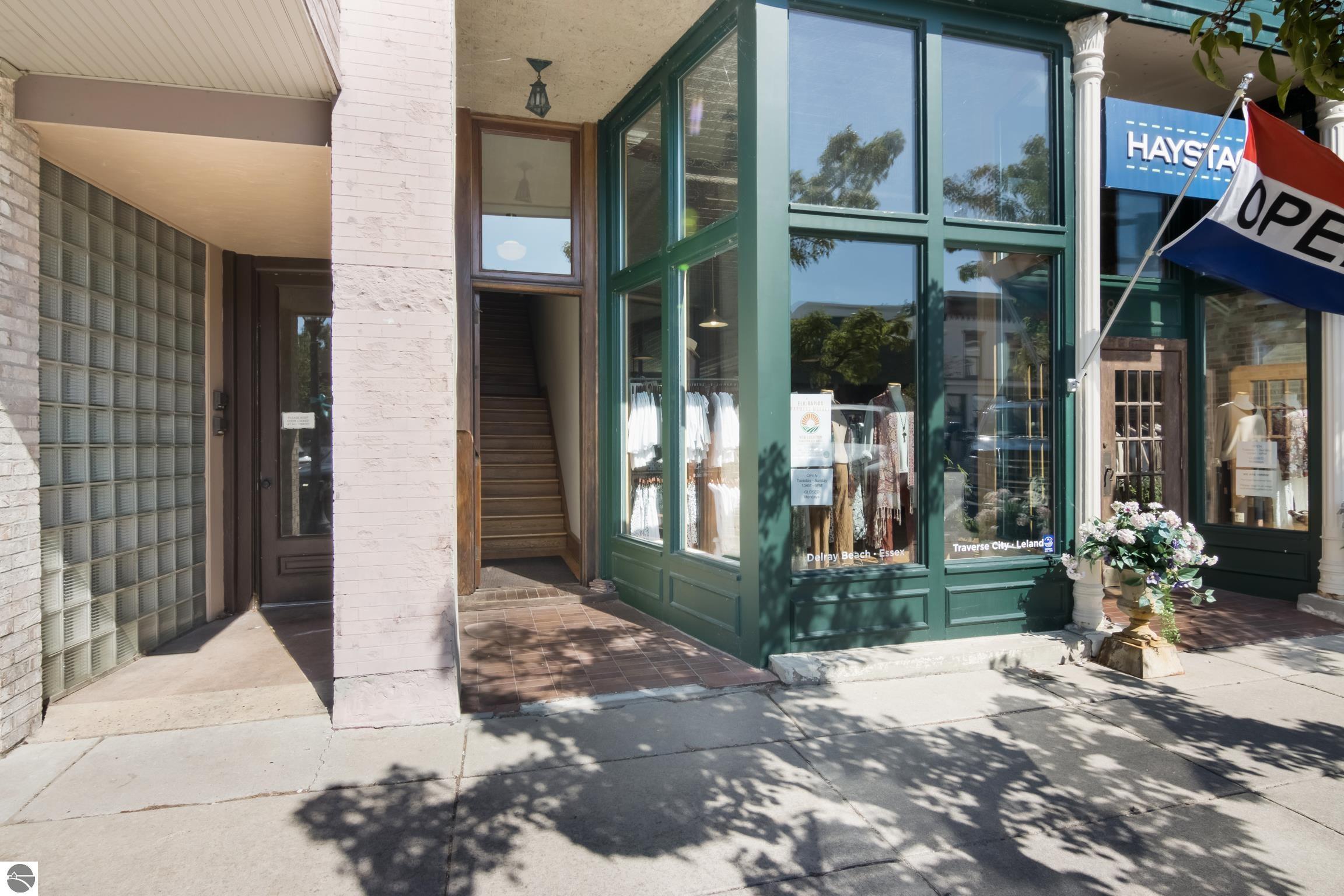 138 River Street # 1 Unit: #1