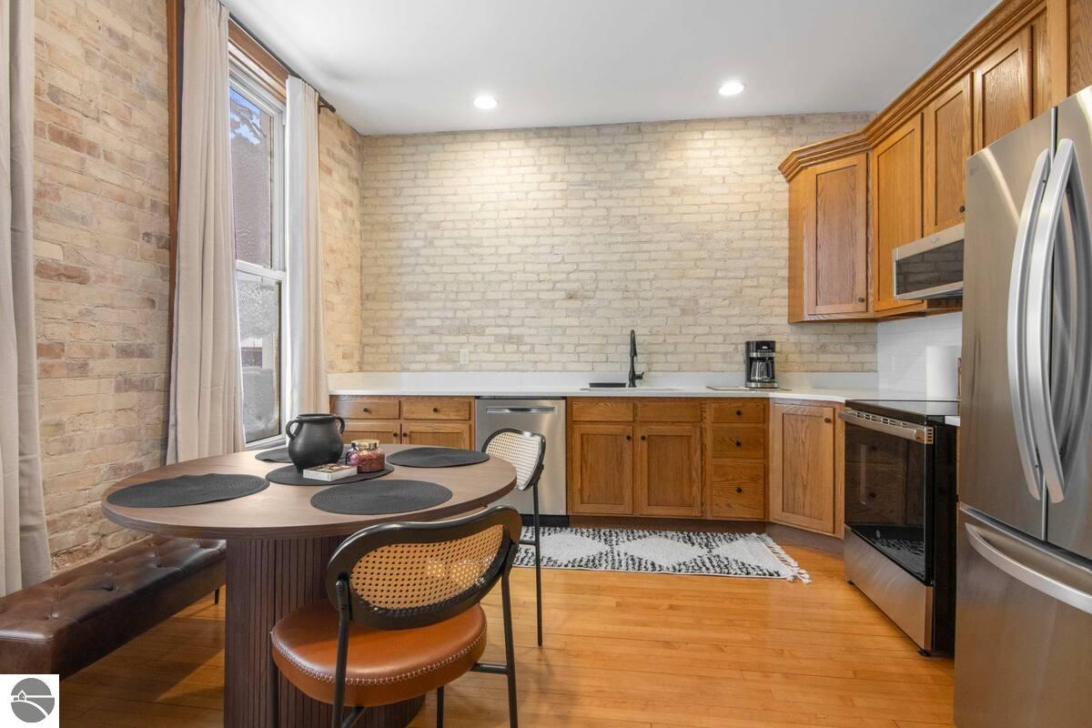 138 River Street # 1 Unit: #1