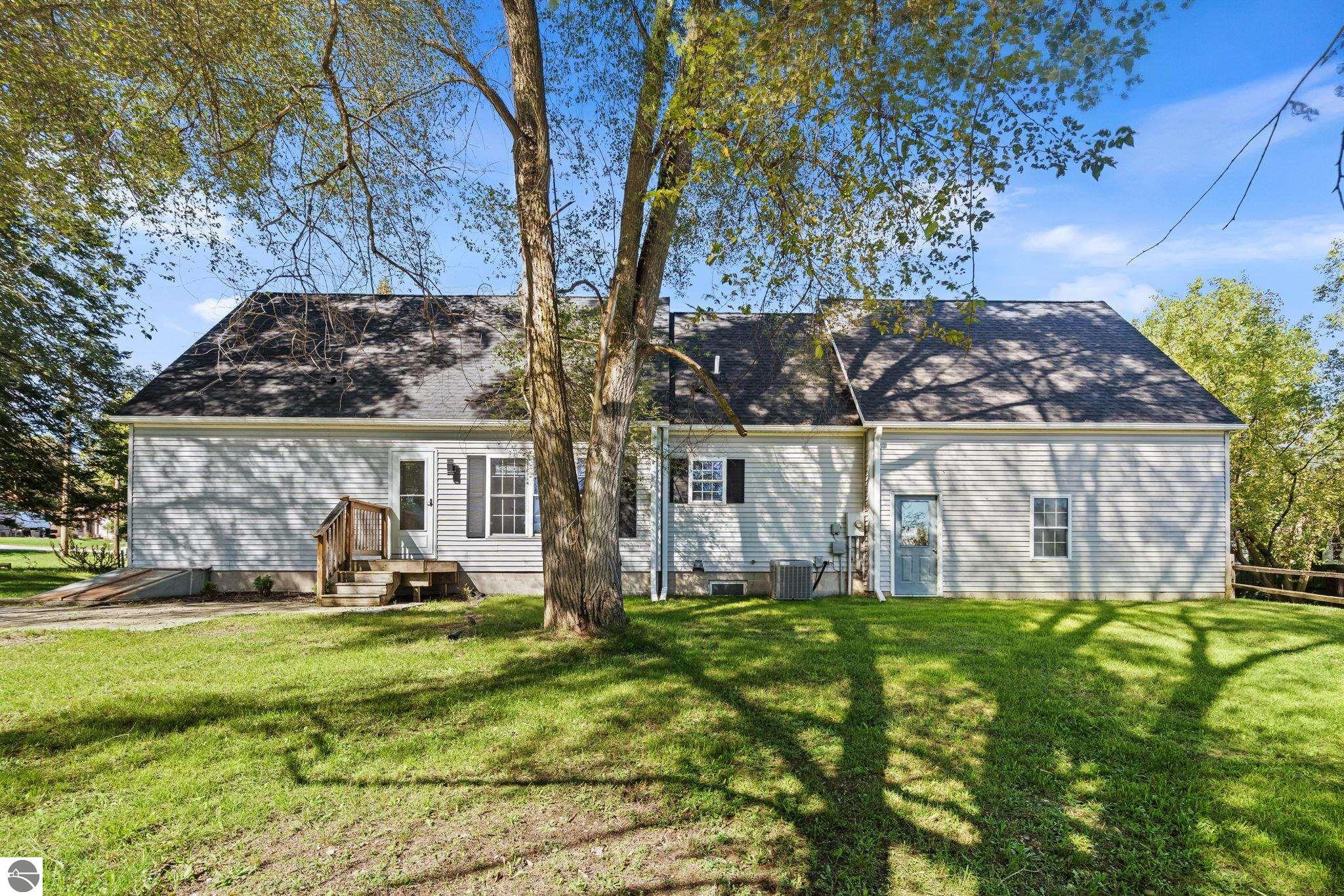 204 E Forest Home Avenue