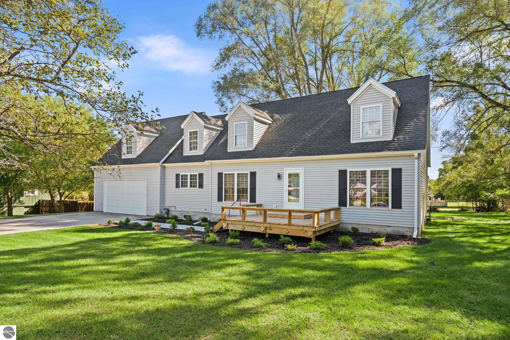 204 E Forest Home Avenue