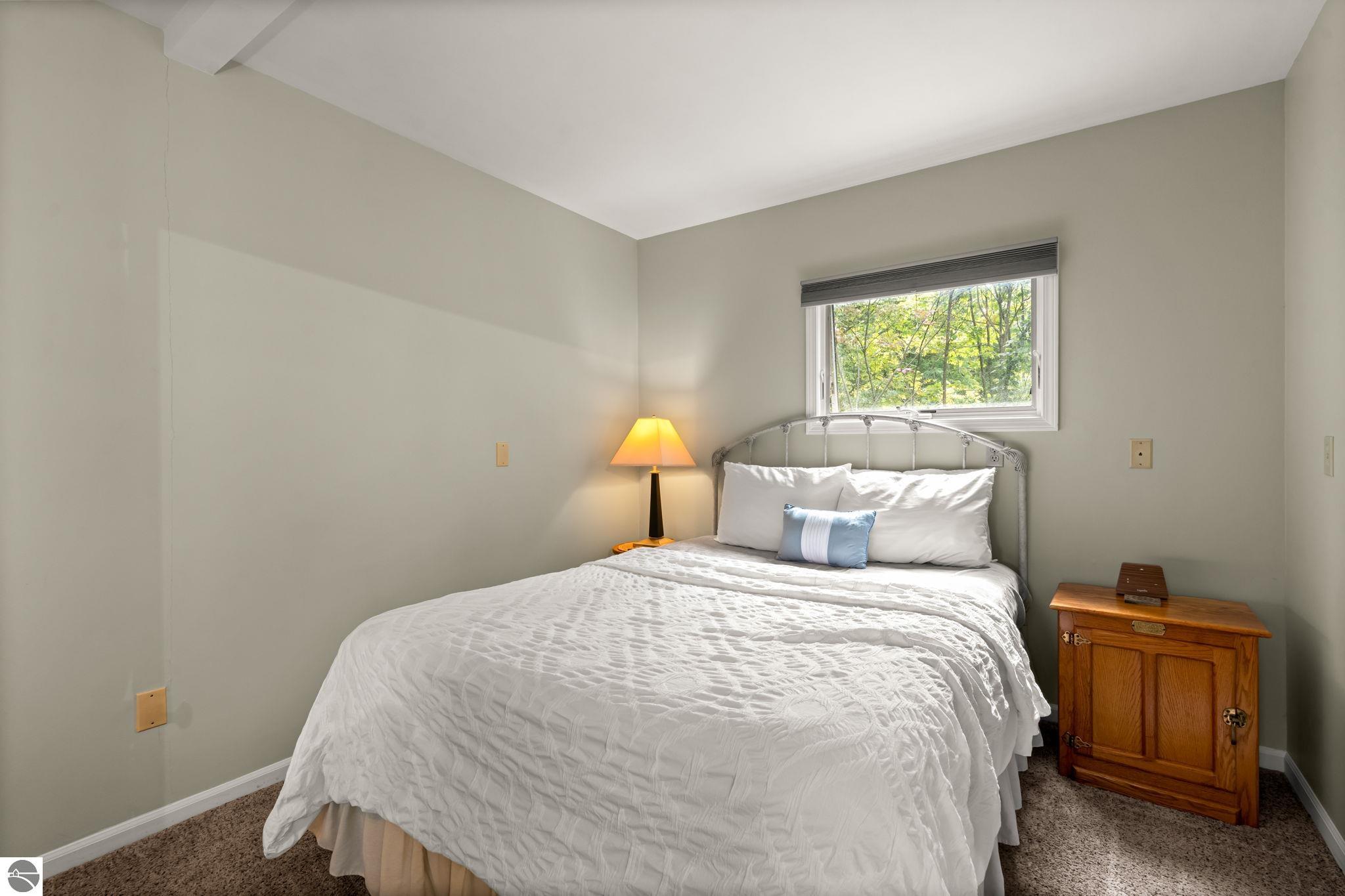 7838 S Lakeview