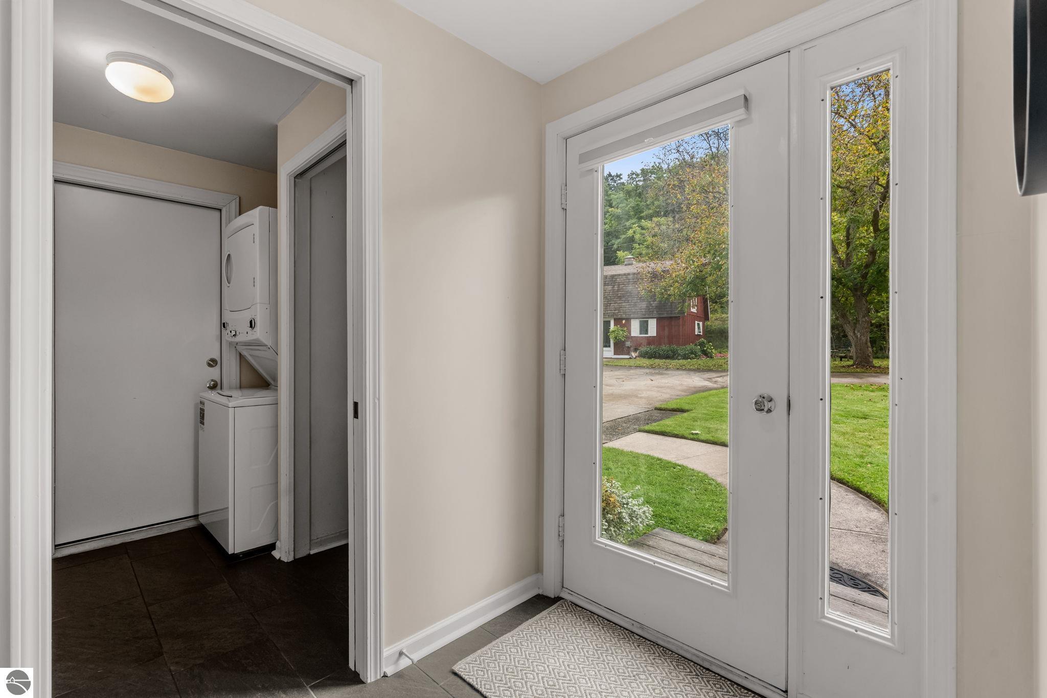 7838 S Lakeview