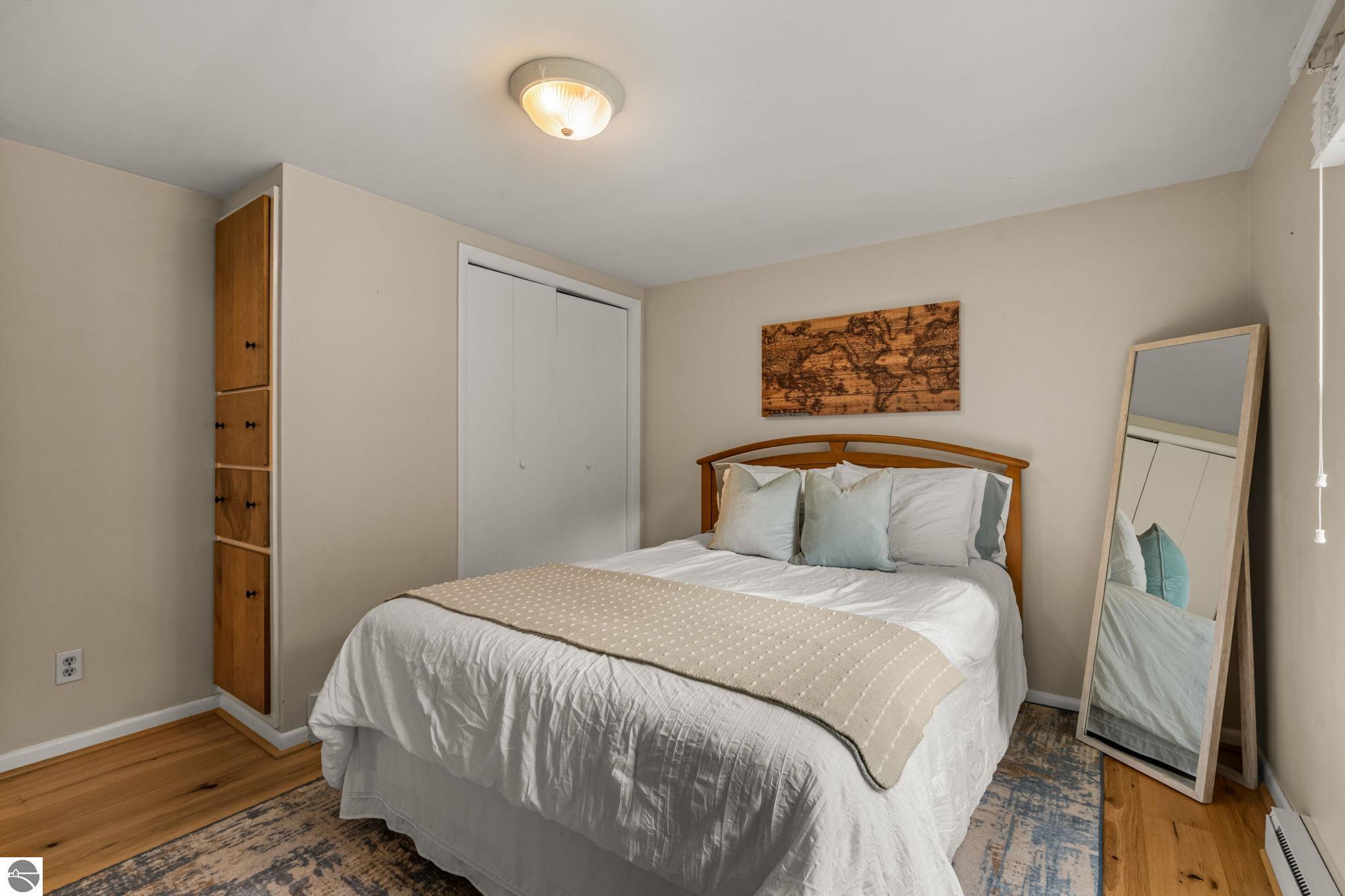 7838 S Lakeview
