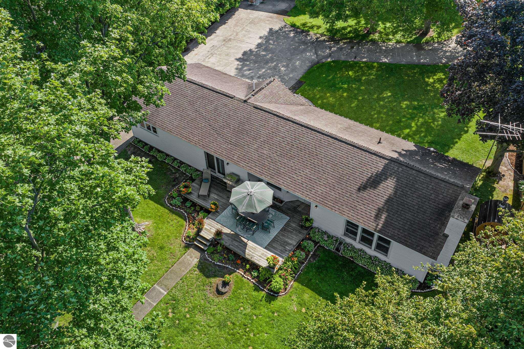7838 S Lakeview