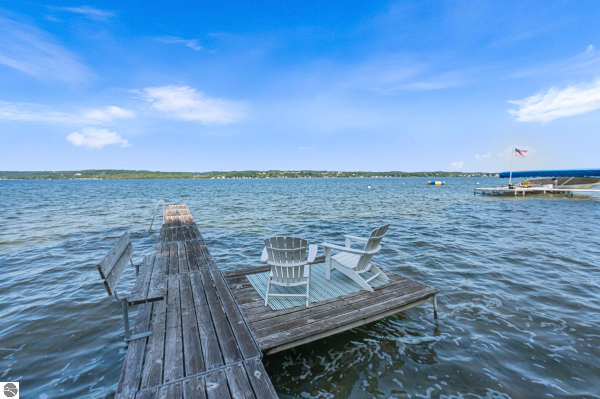 7838 S Lakeview