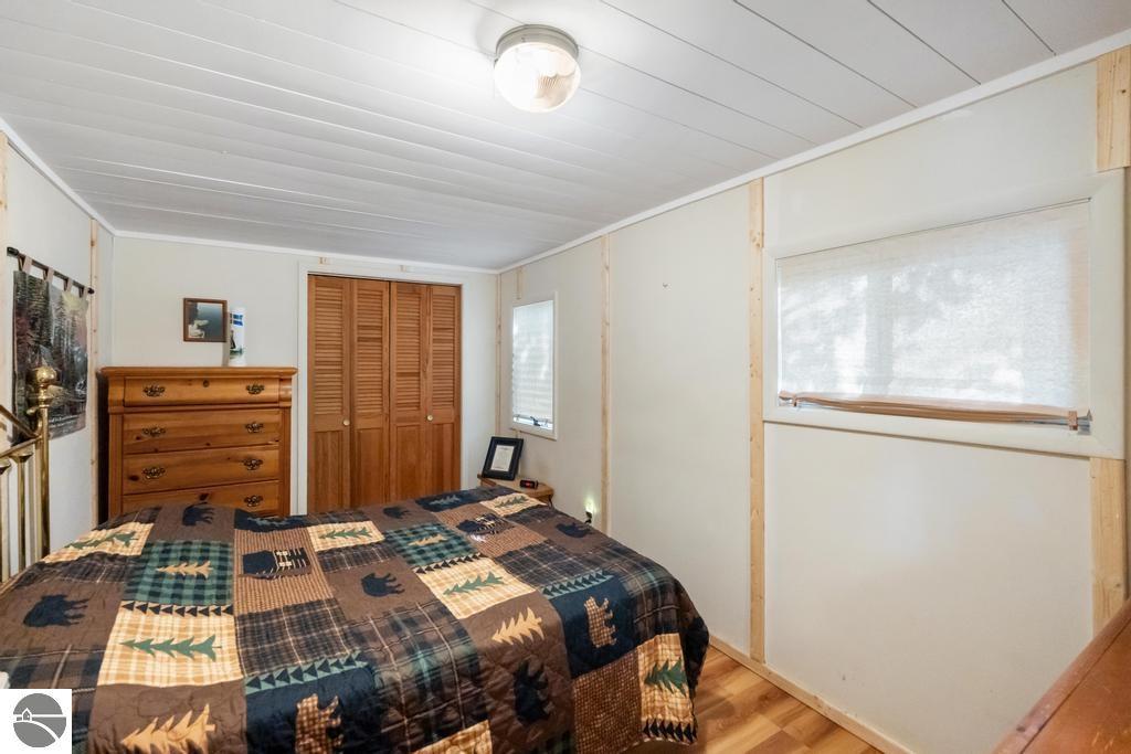 4411 Lakeview Trail
