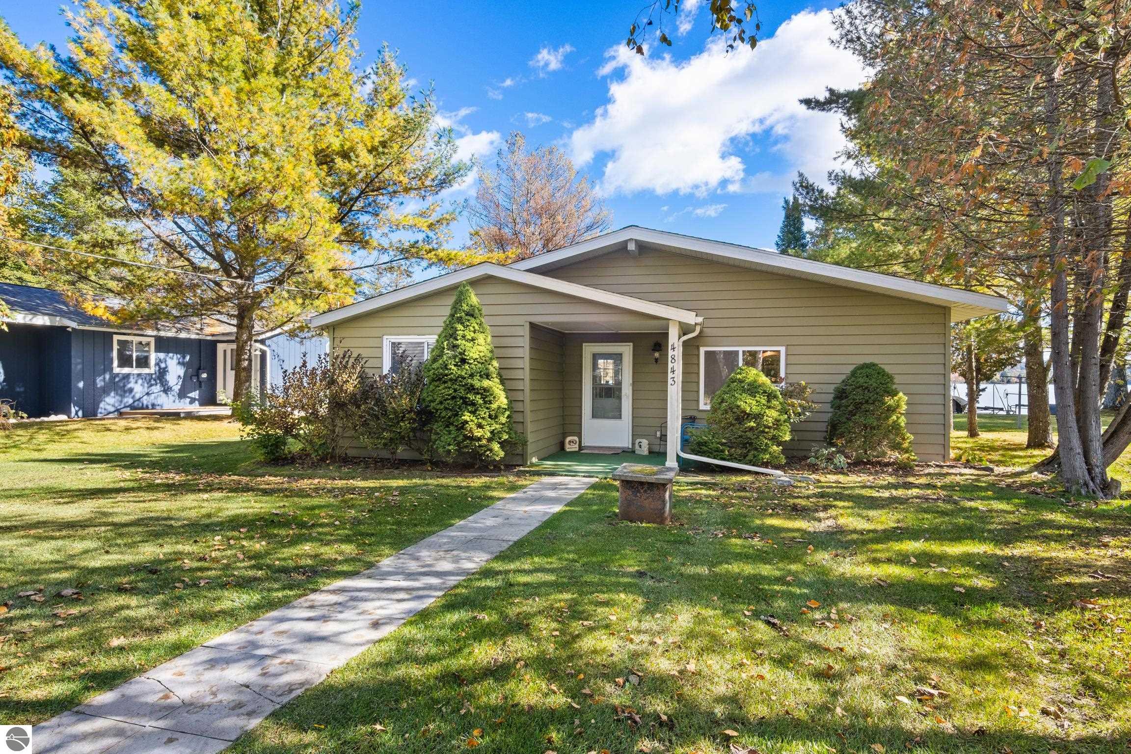 4843 S Skyline Drive