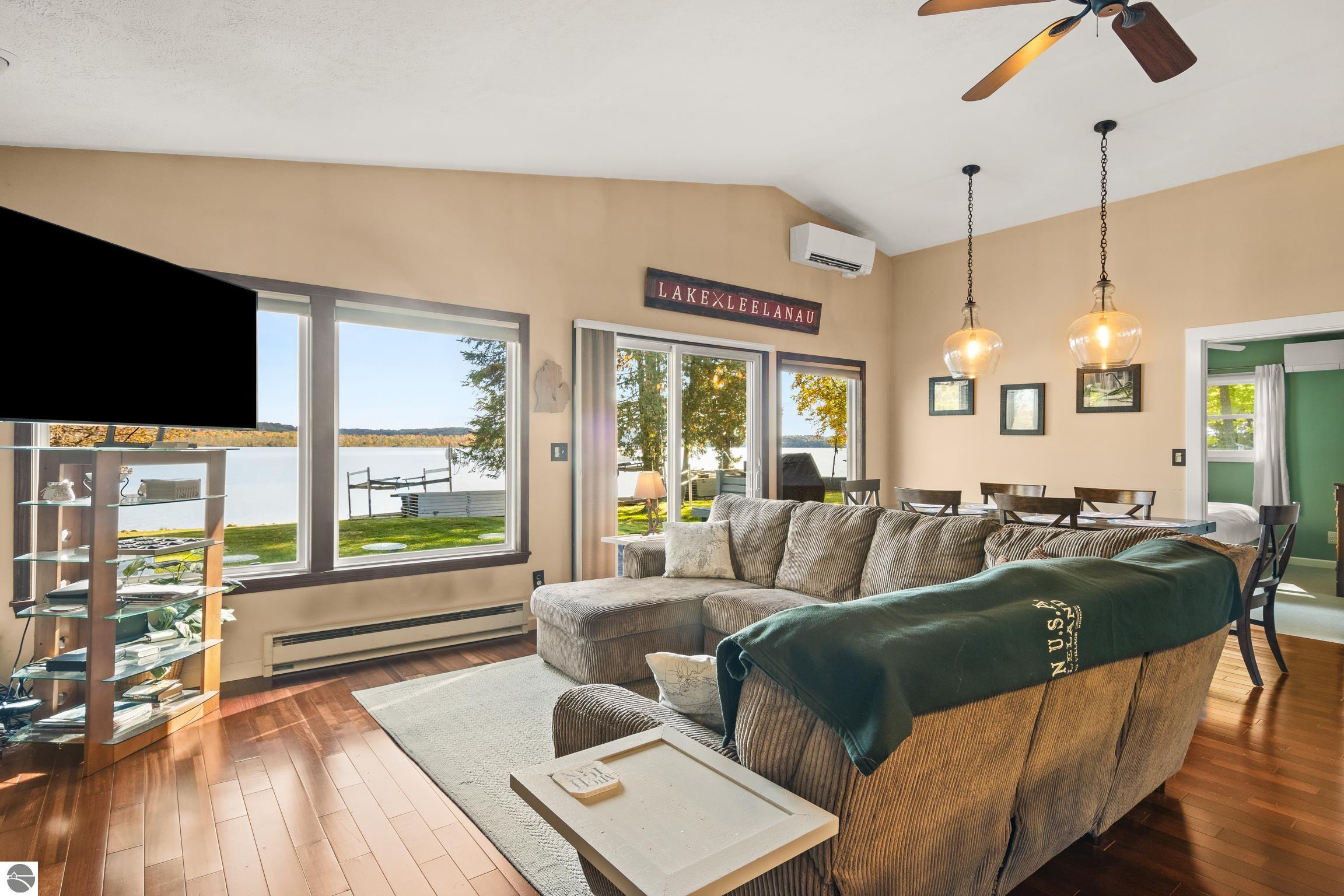 4843 S Skyline Drive