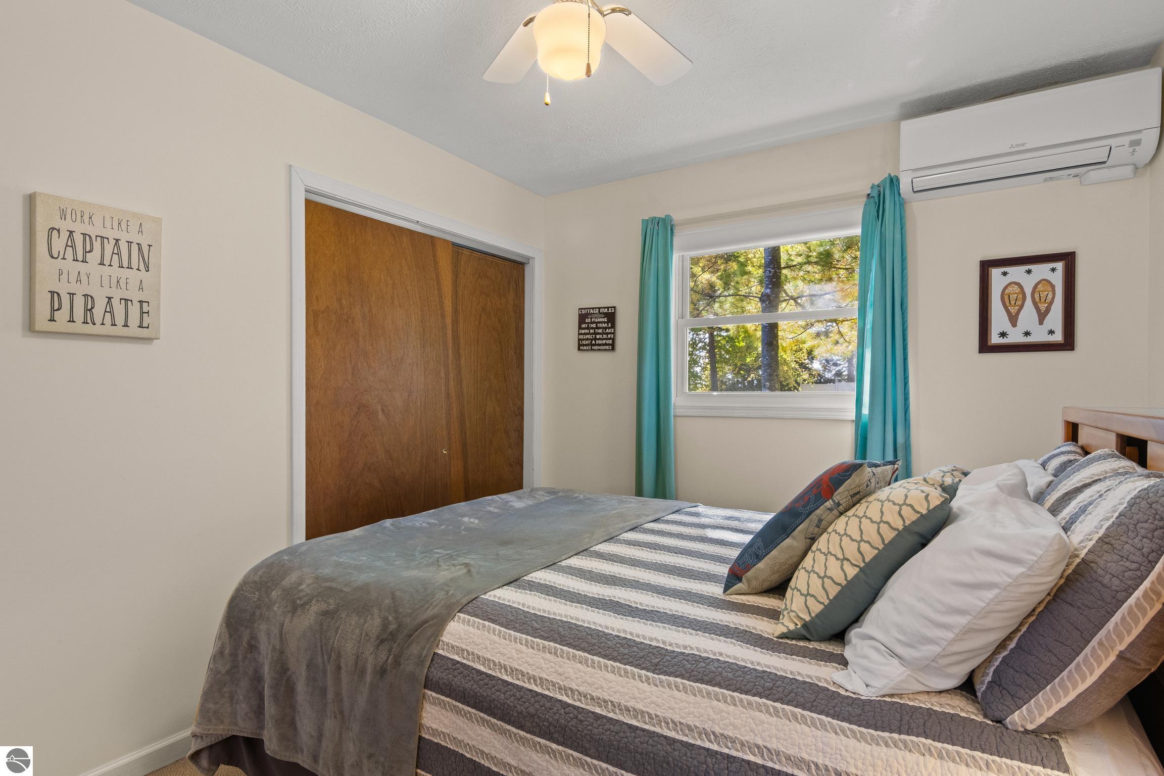 4843 S Skyline Drive