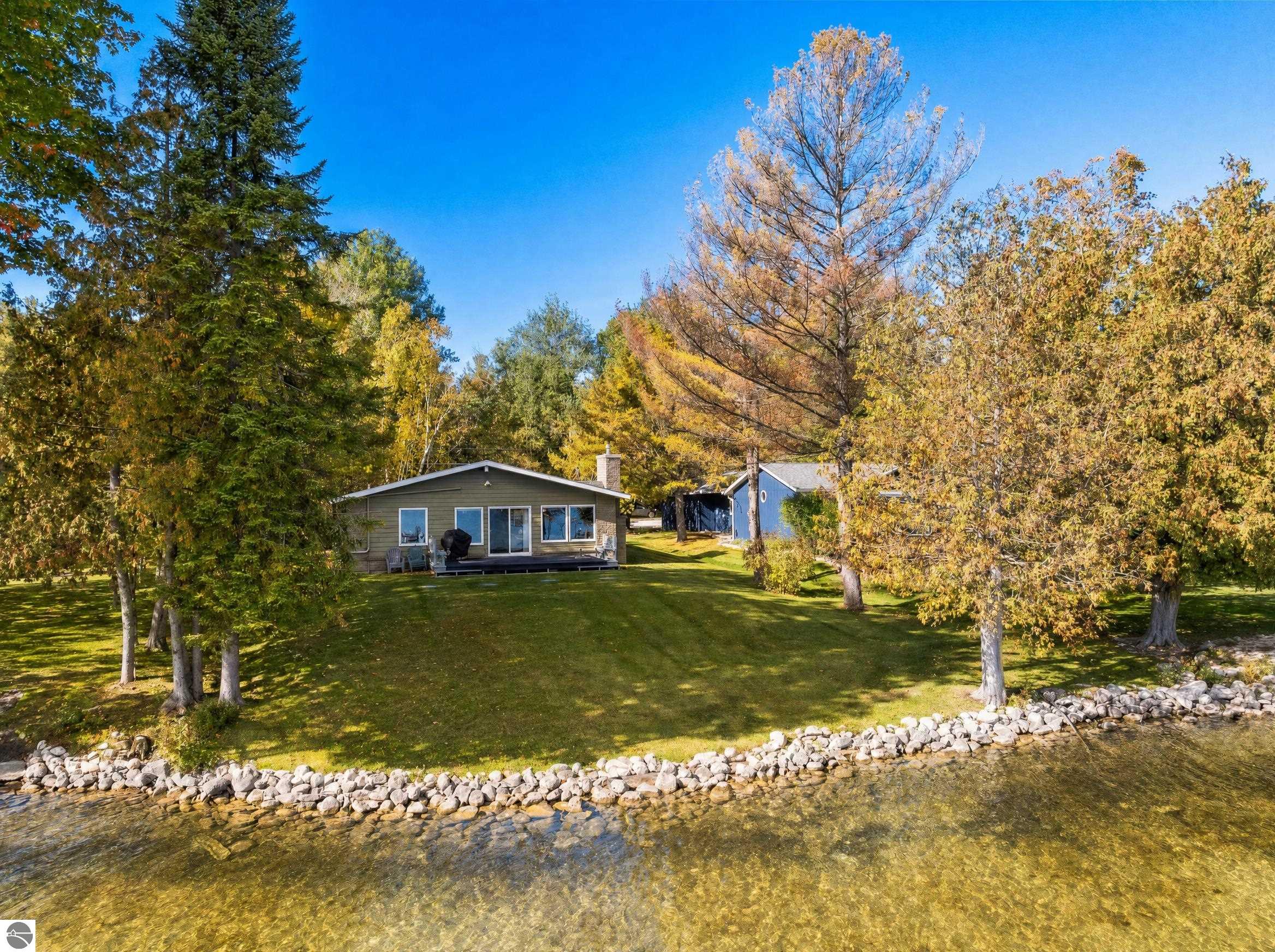 4843 S Skyline Drive