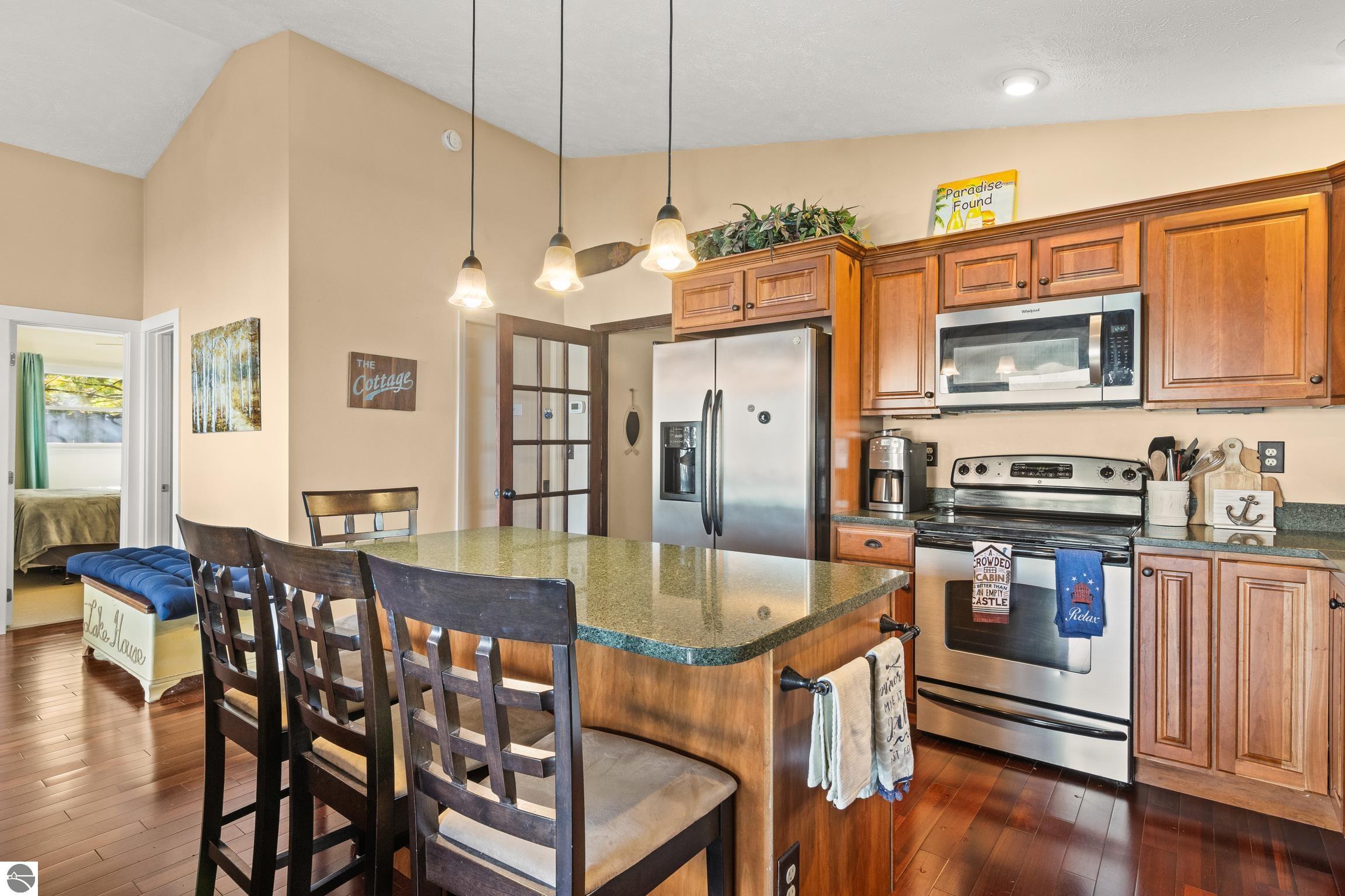 4843 S Skyline Drive