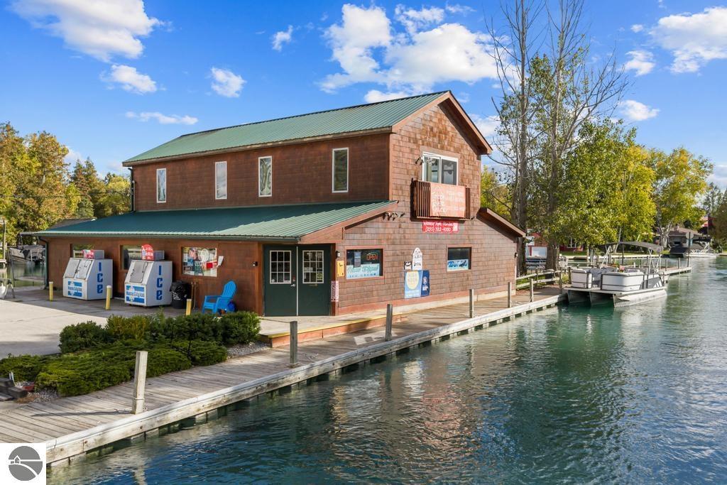 7711 Crystal Beach Road
