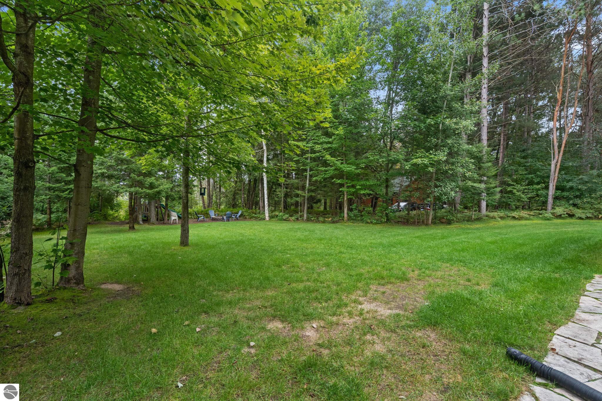 4043 Clam Lake Drive