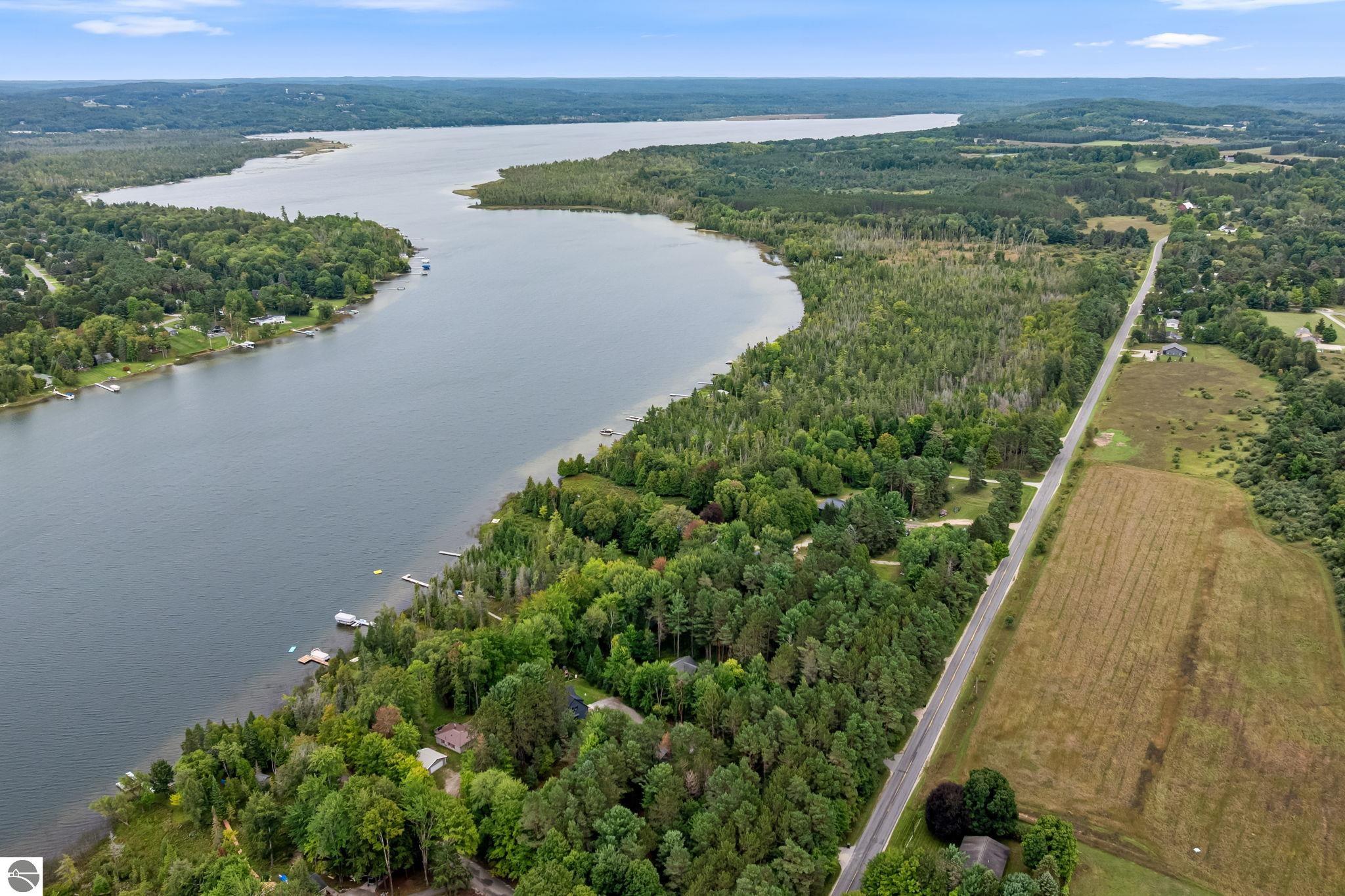 4043 Clam Lake Drive