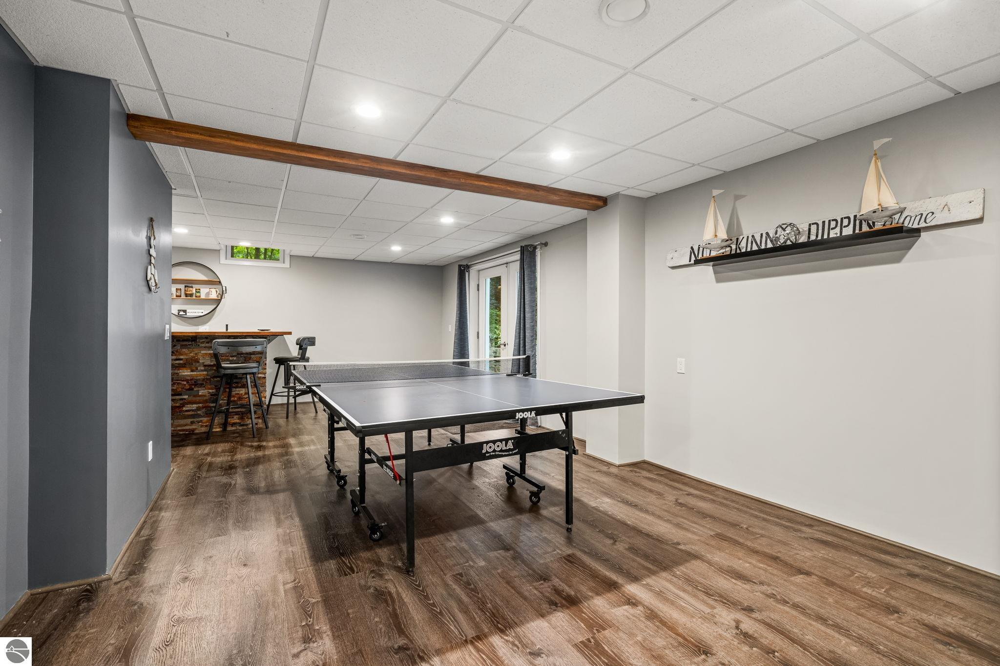 4043 Clam Lake Drive