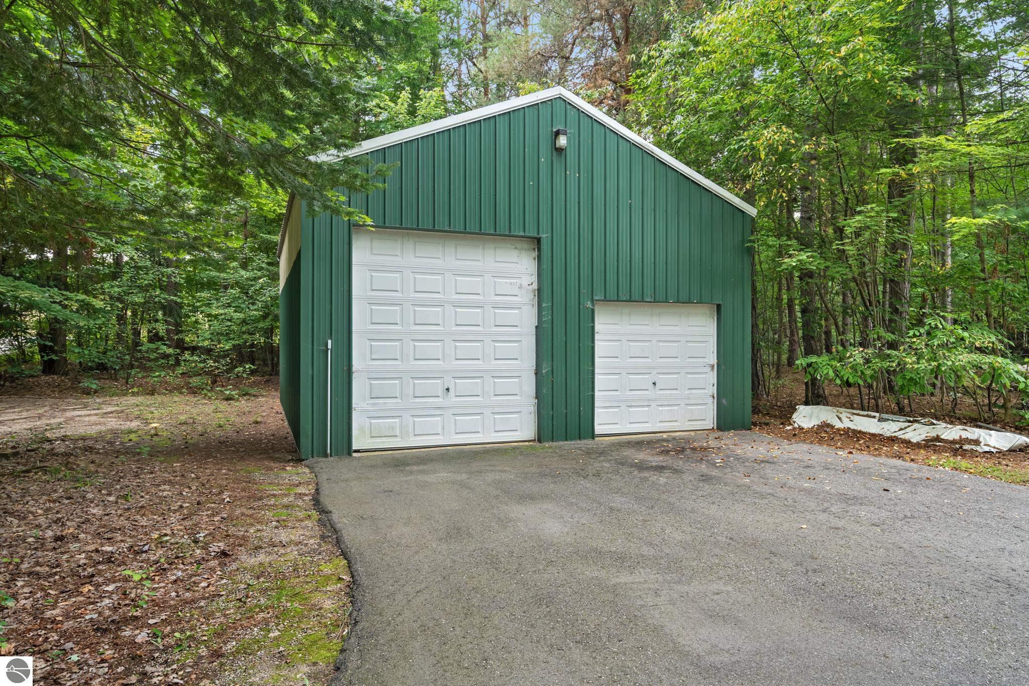 4043 Clam Lake Drive