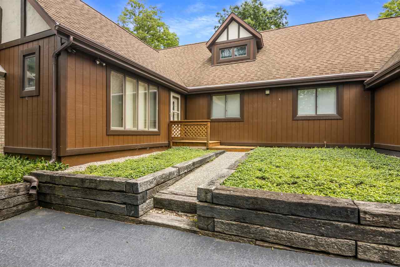 7486 Western Road