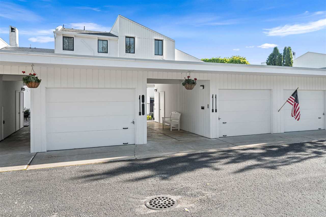 526 E Bay Street Unit: 11